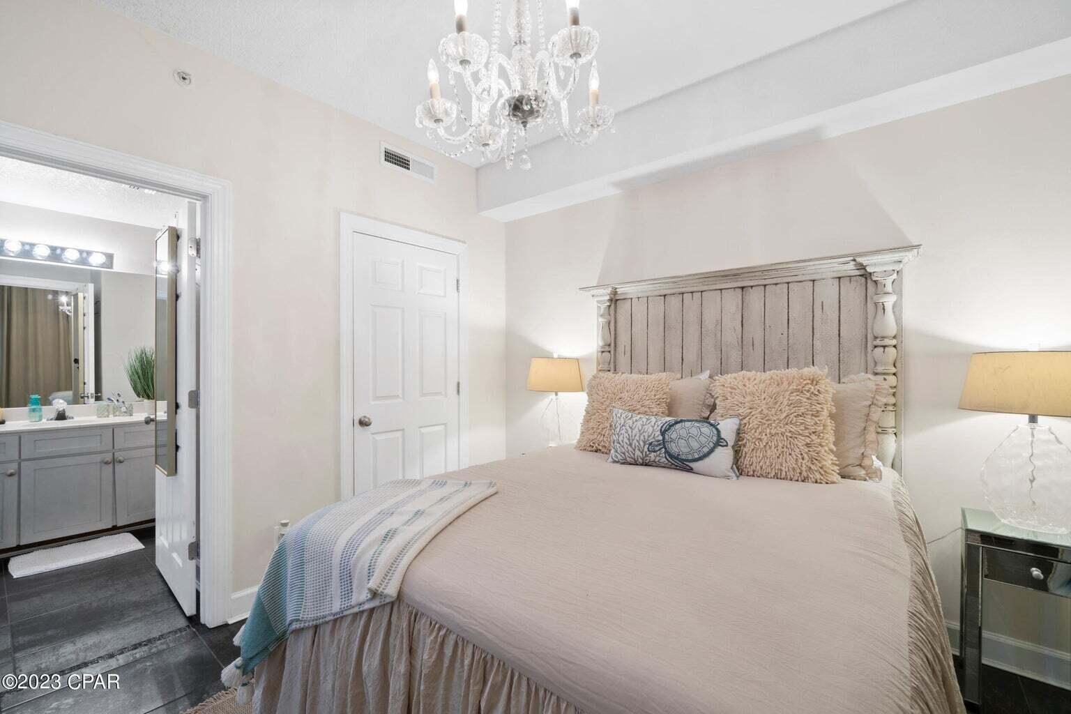 EMERALD ISLE - Residential