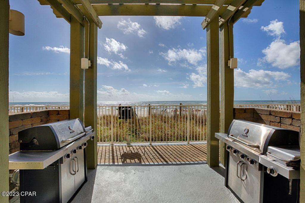 EMERALD ISLE - Residential