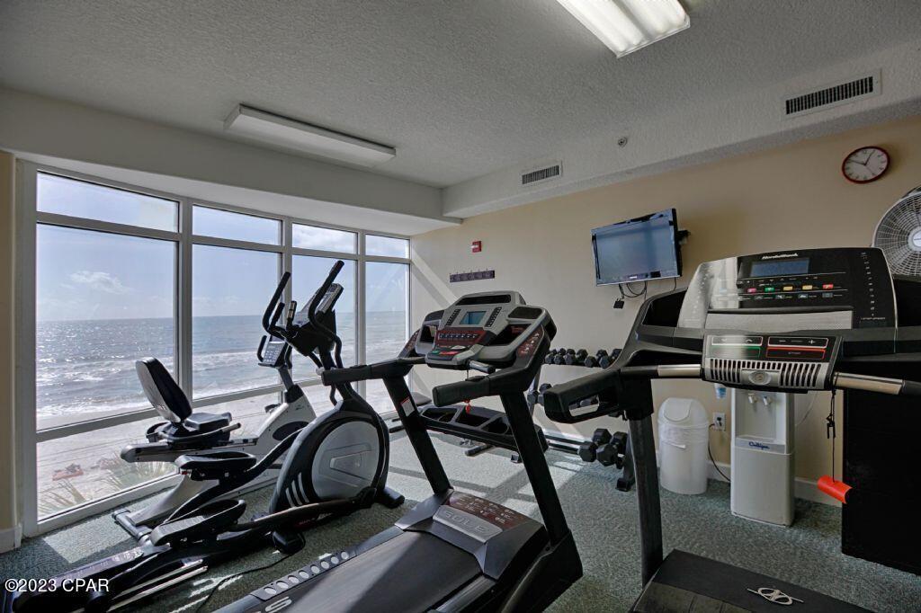 EMERALD ISLE - Residential