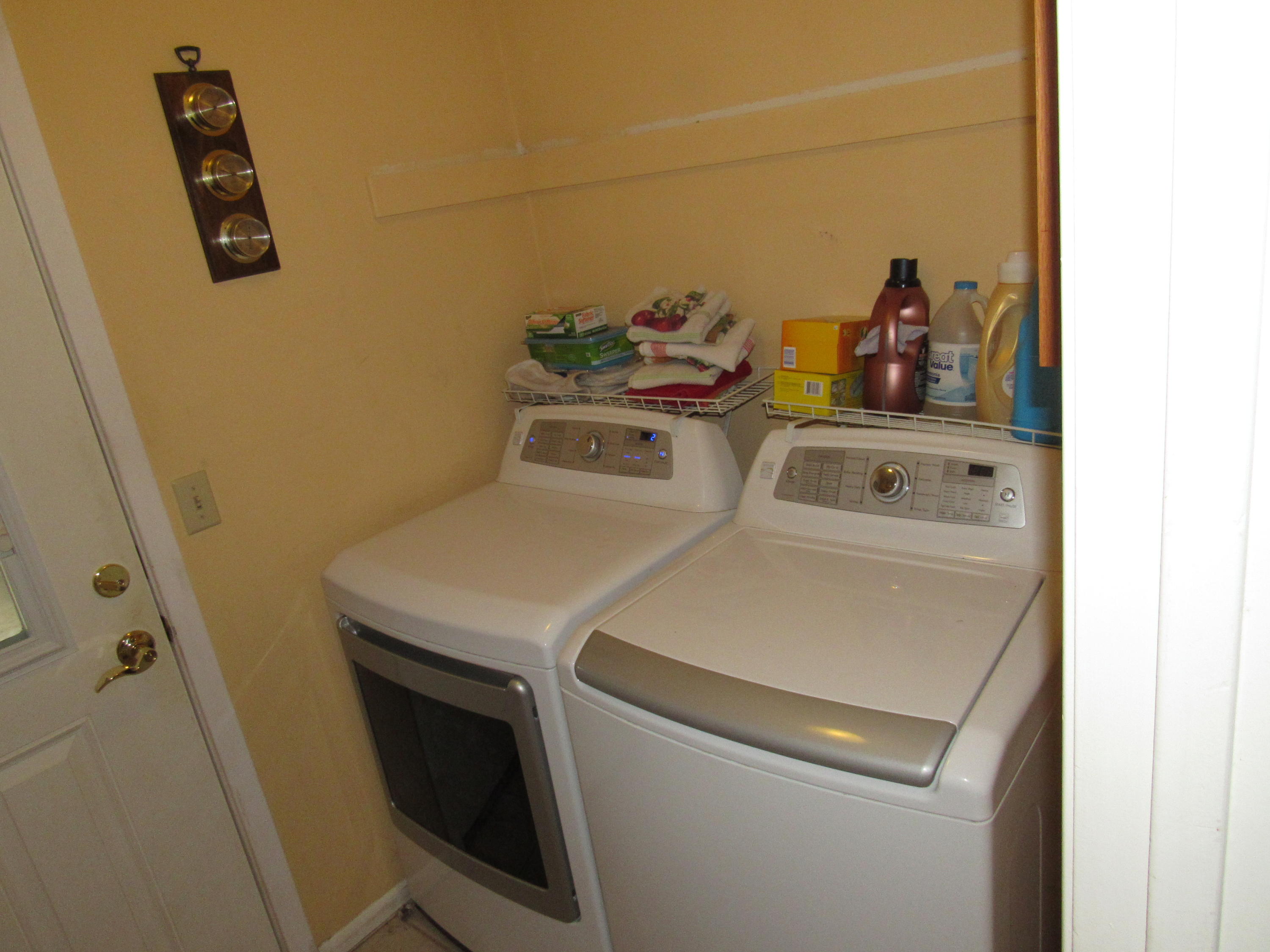 RAINTREE ESTATES - Residential