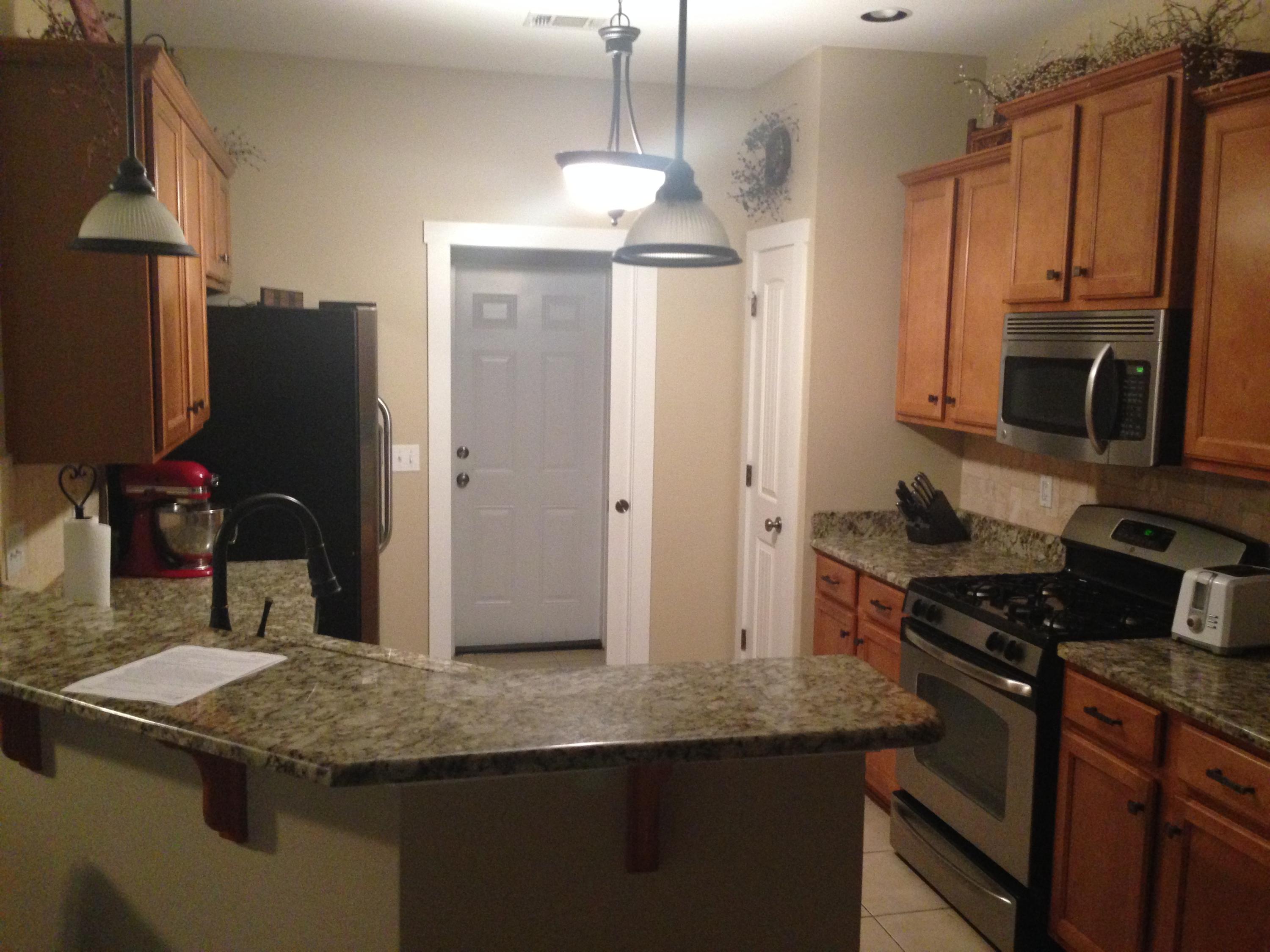 WALSH GLEN ESTATES - Residential Lease