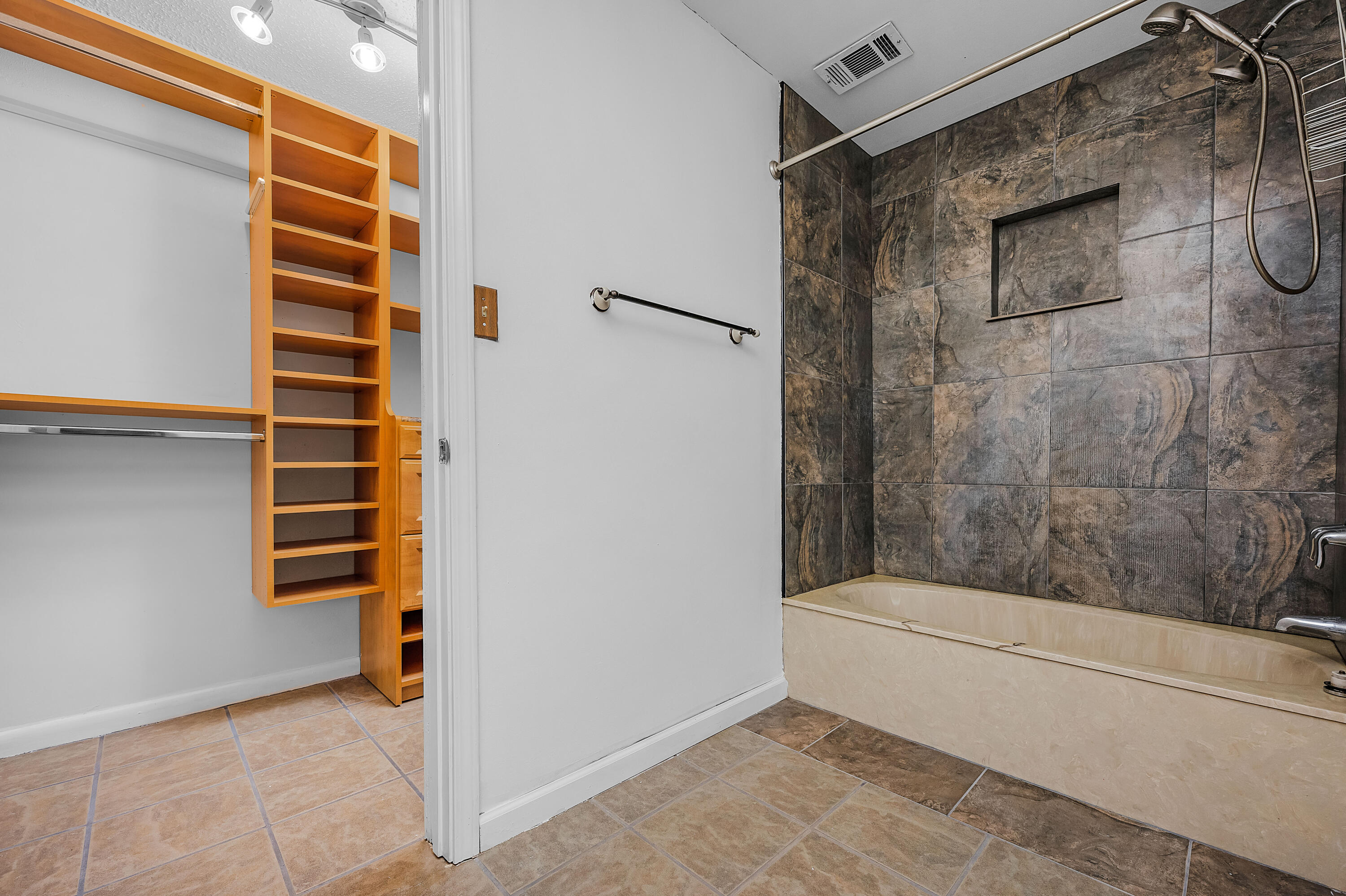 SO RANG 25 - Residential