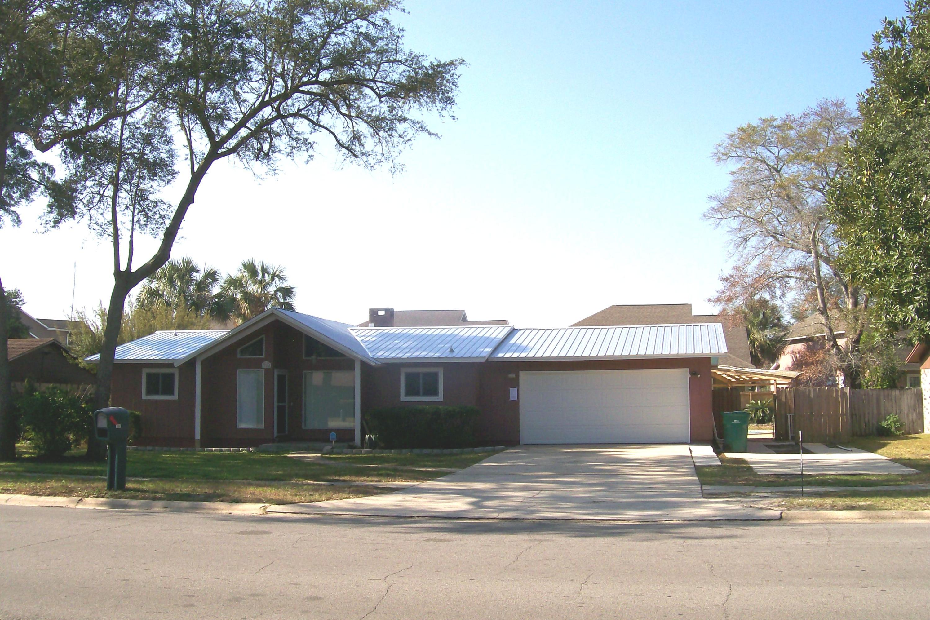 BERKSHIRE WOODS - Residential