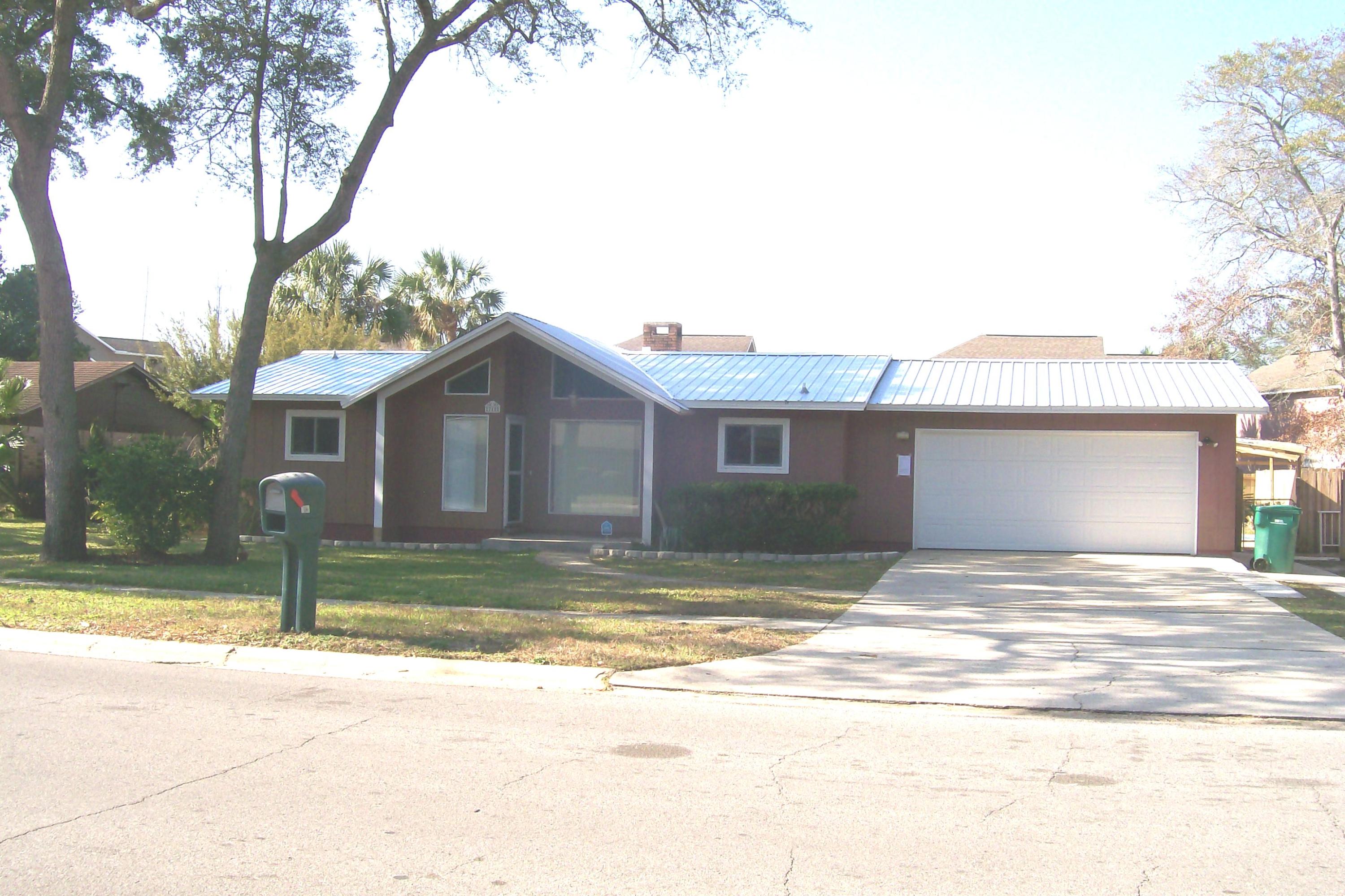 BERKSHIRE WOODS - Residential