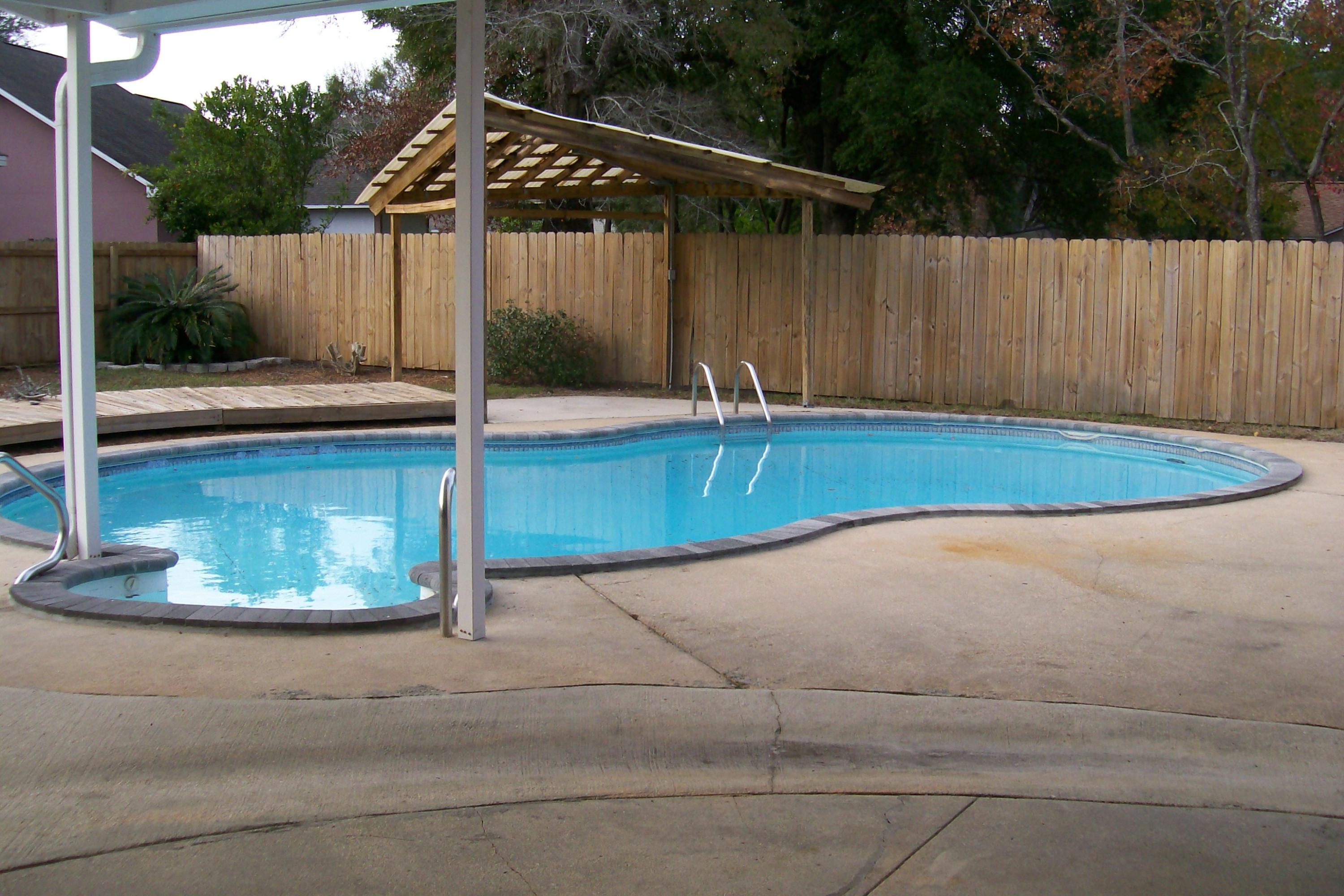 BERKSHIRE WOODS - Residential