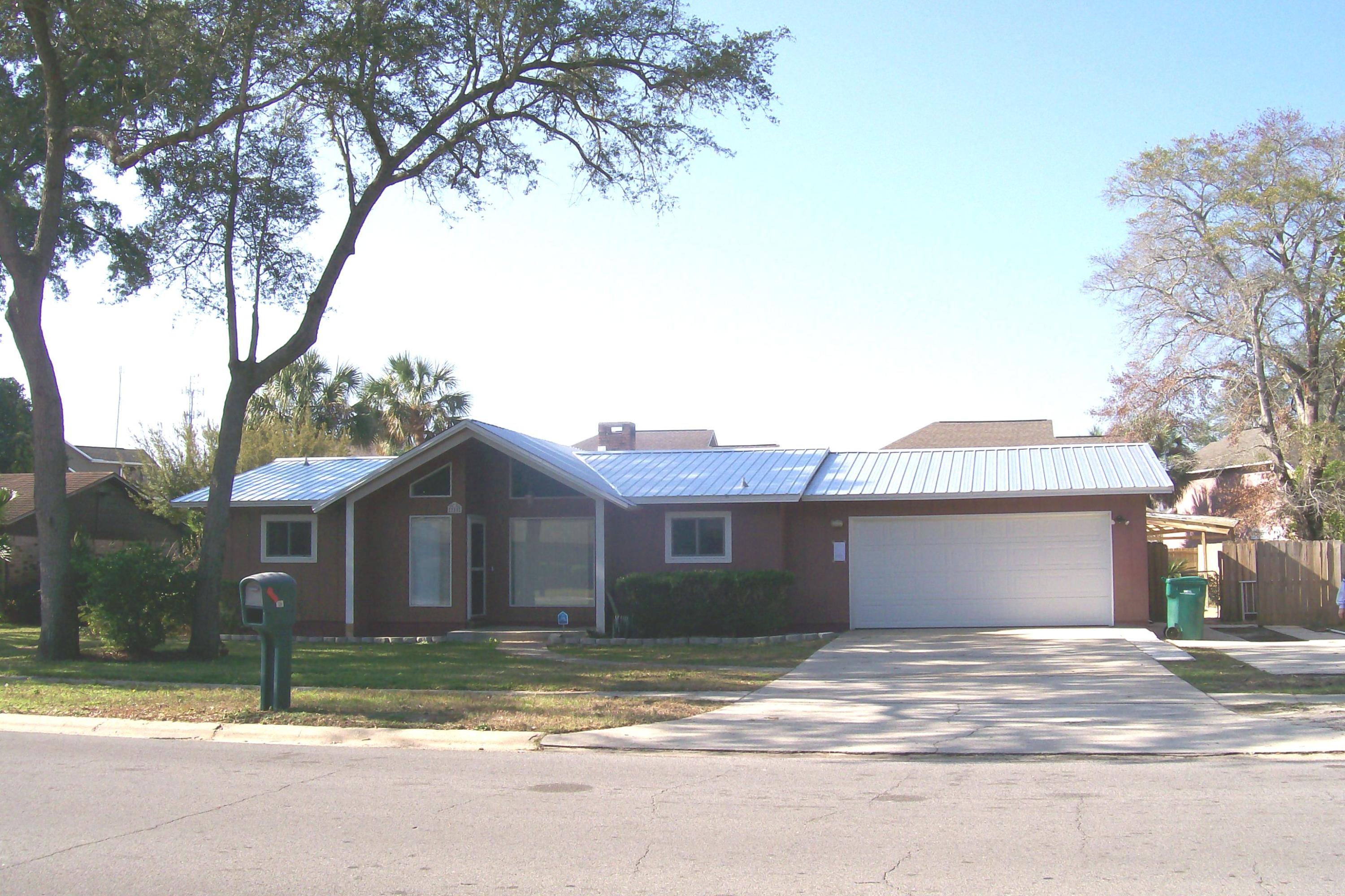 BERKSHIRE WOODS - Residential