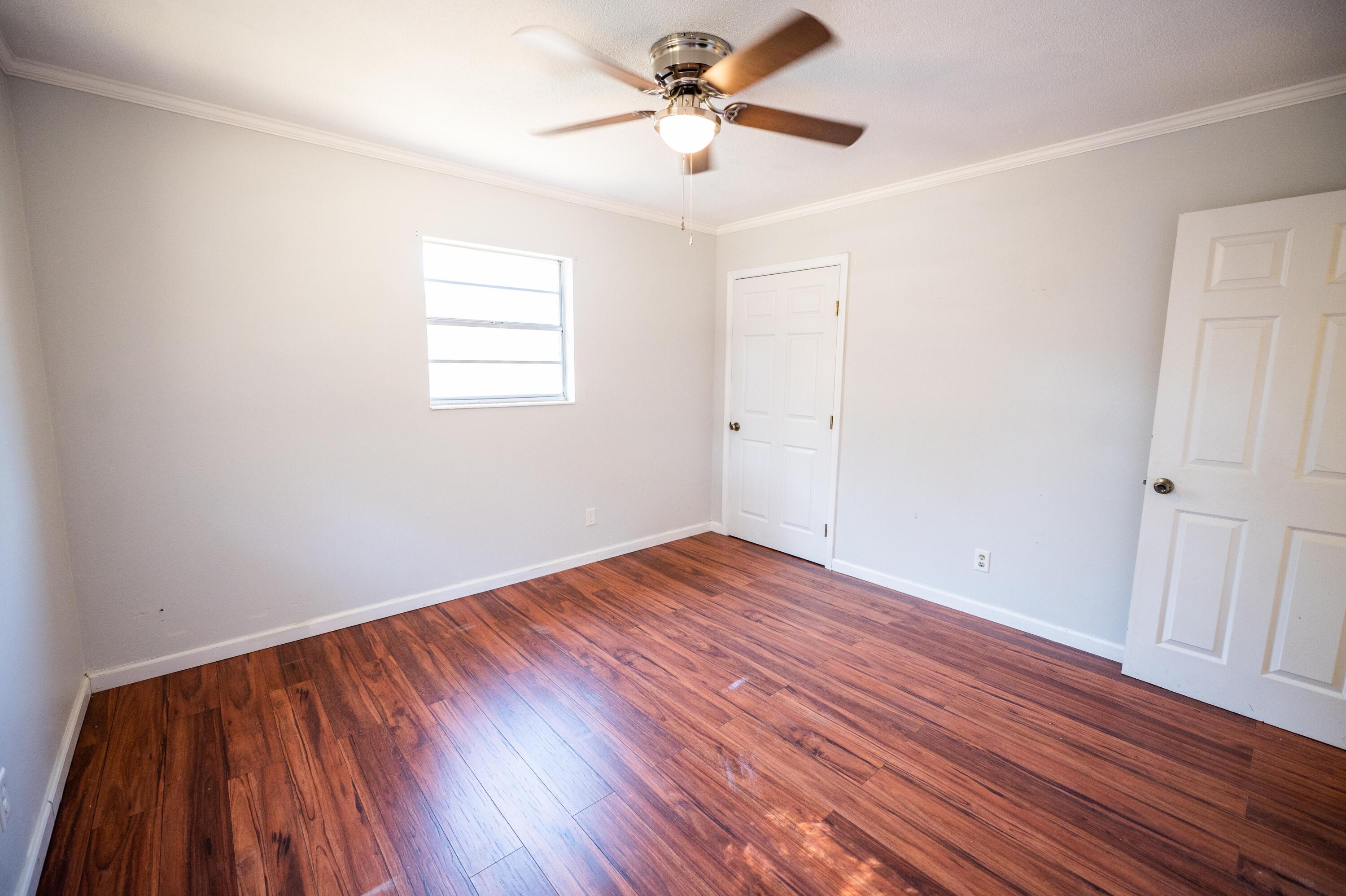 PINECREST HILLS - Residential