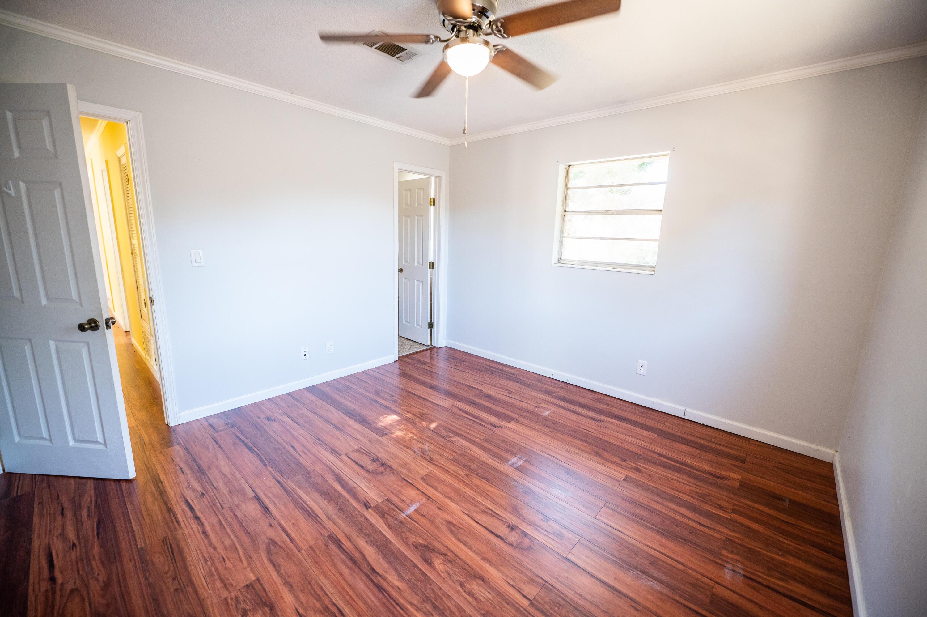 PINECREST HILLS - Residential