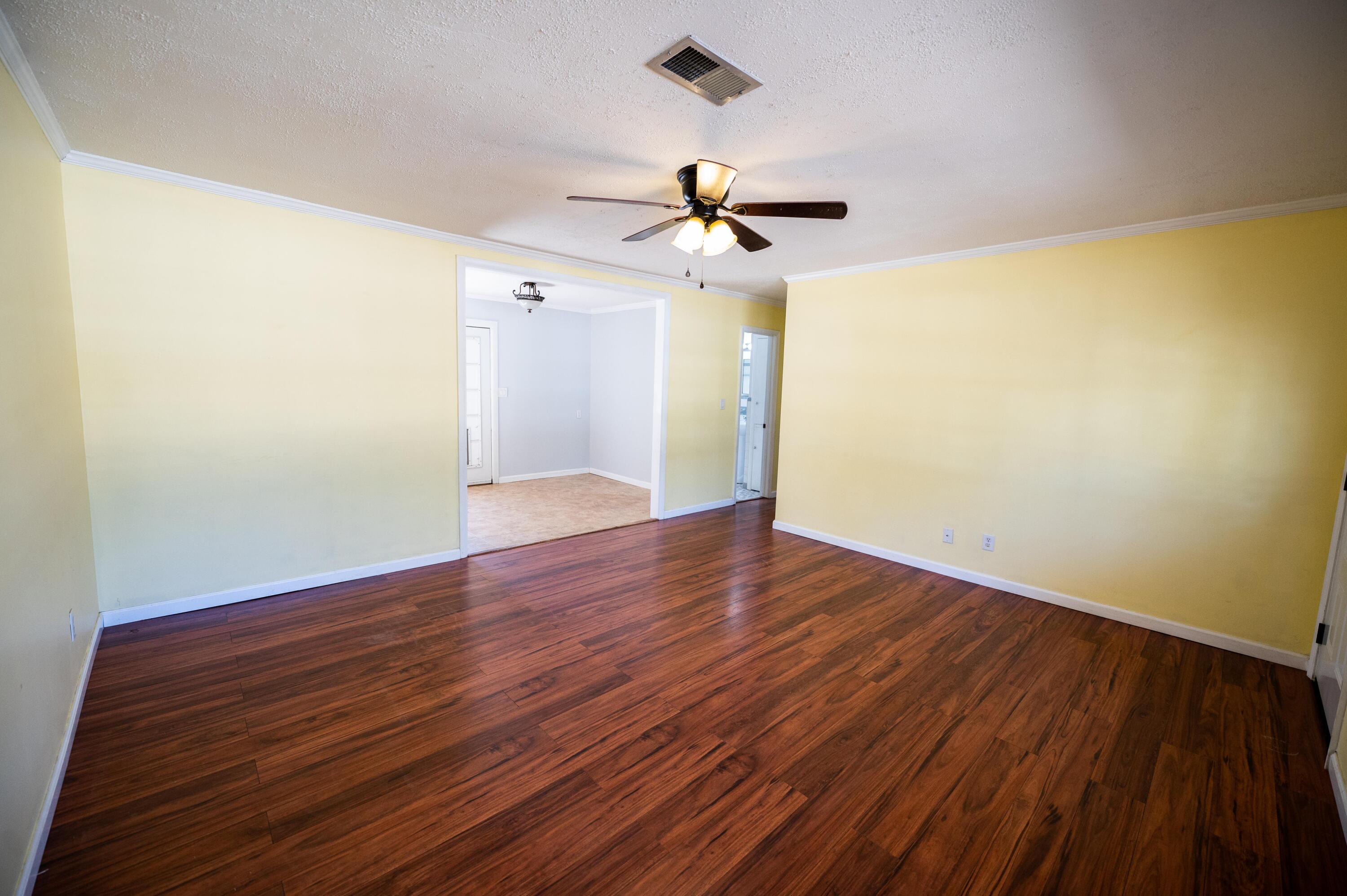 PINECREST HILLS - Residential