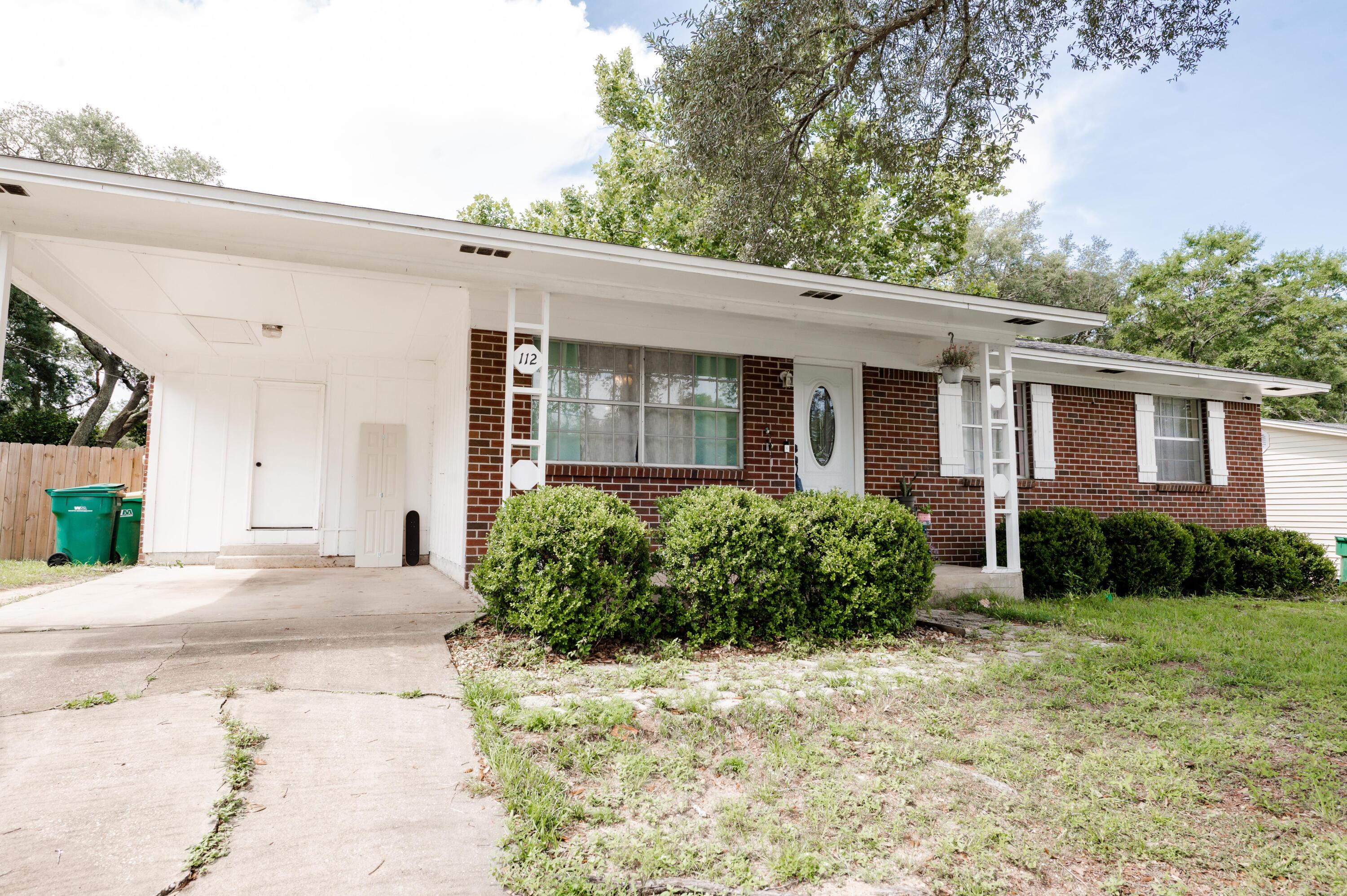 PINECREST HILLS - Residential