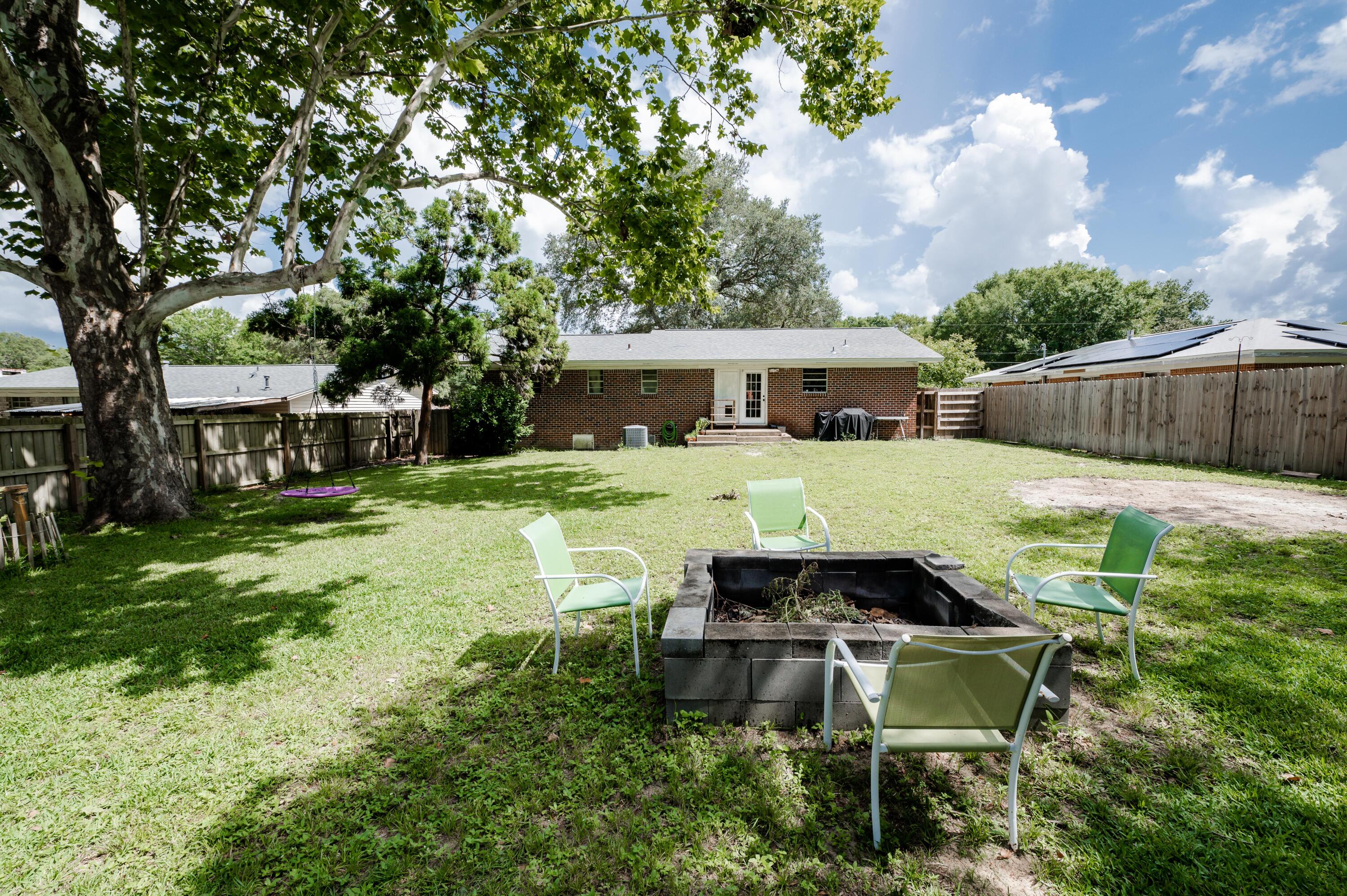 PINECREST HILLS - Residential