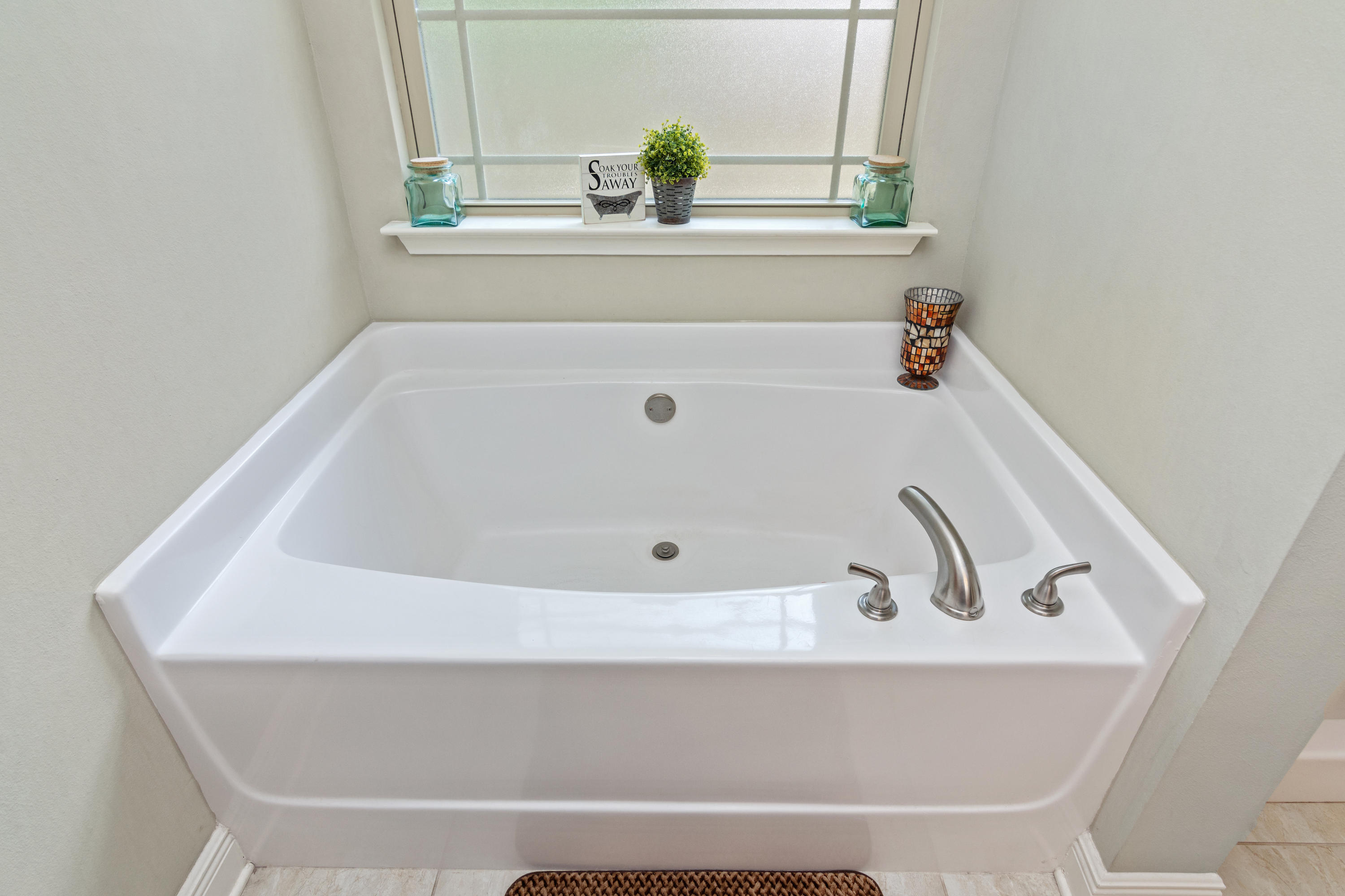 TRAILWOOD ESTATES - Residential