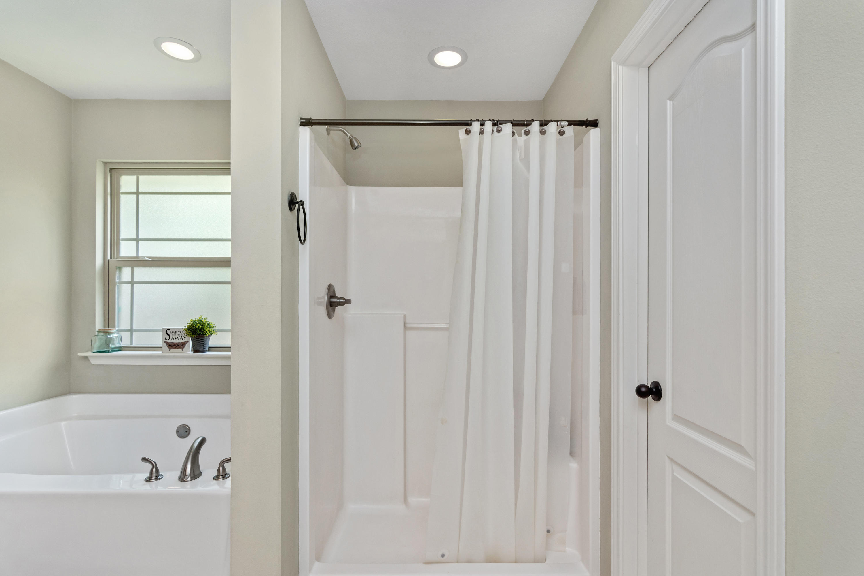 TRAILWOOD ESTATES - Residential