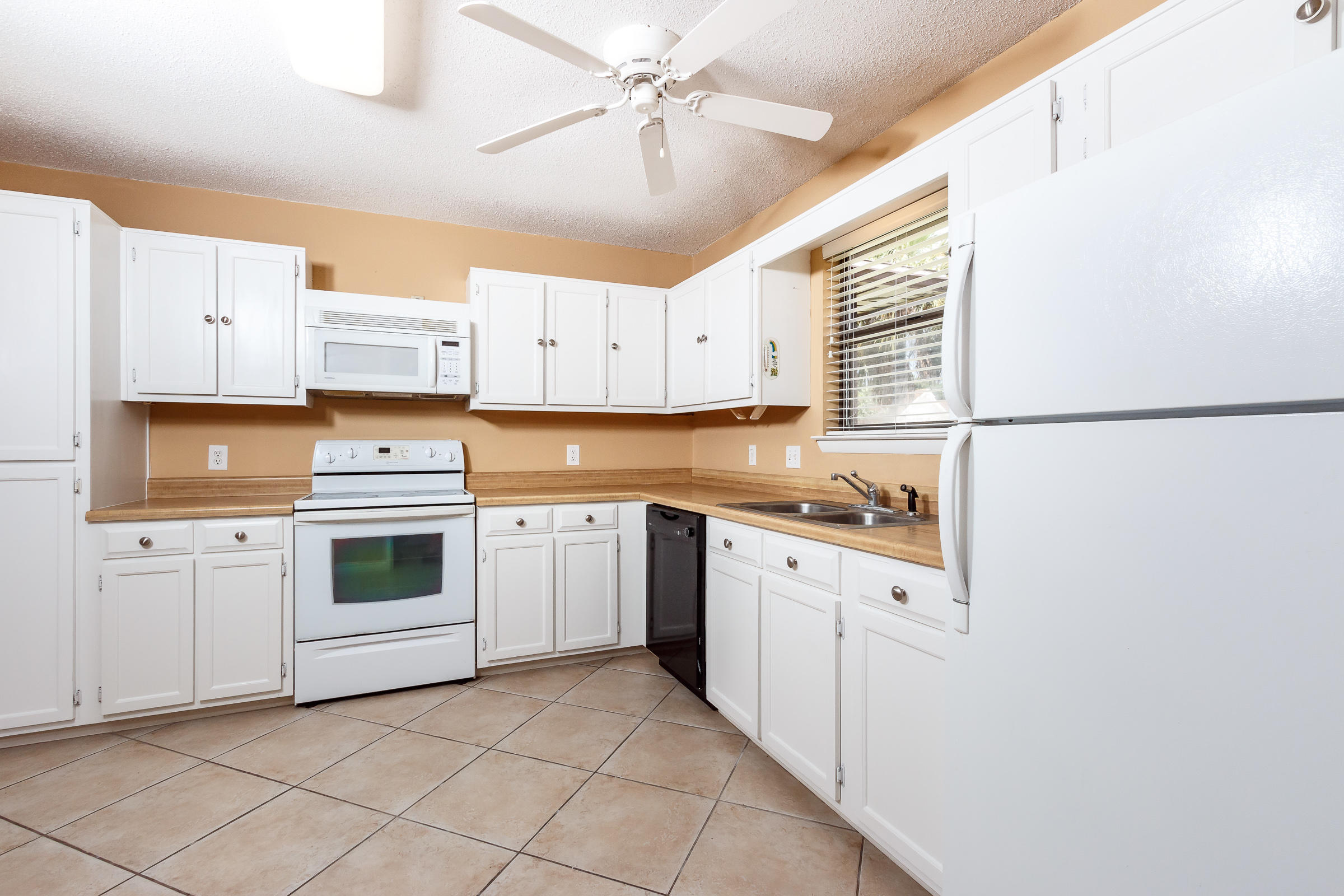 GULF MANOR S/D - Residential