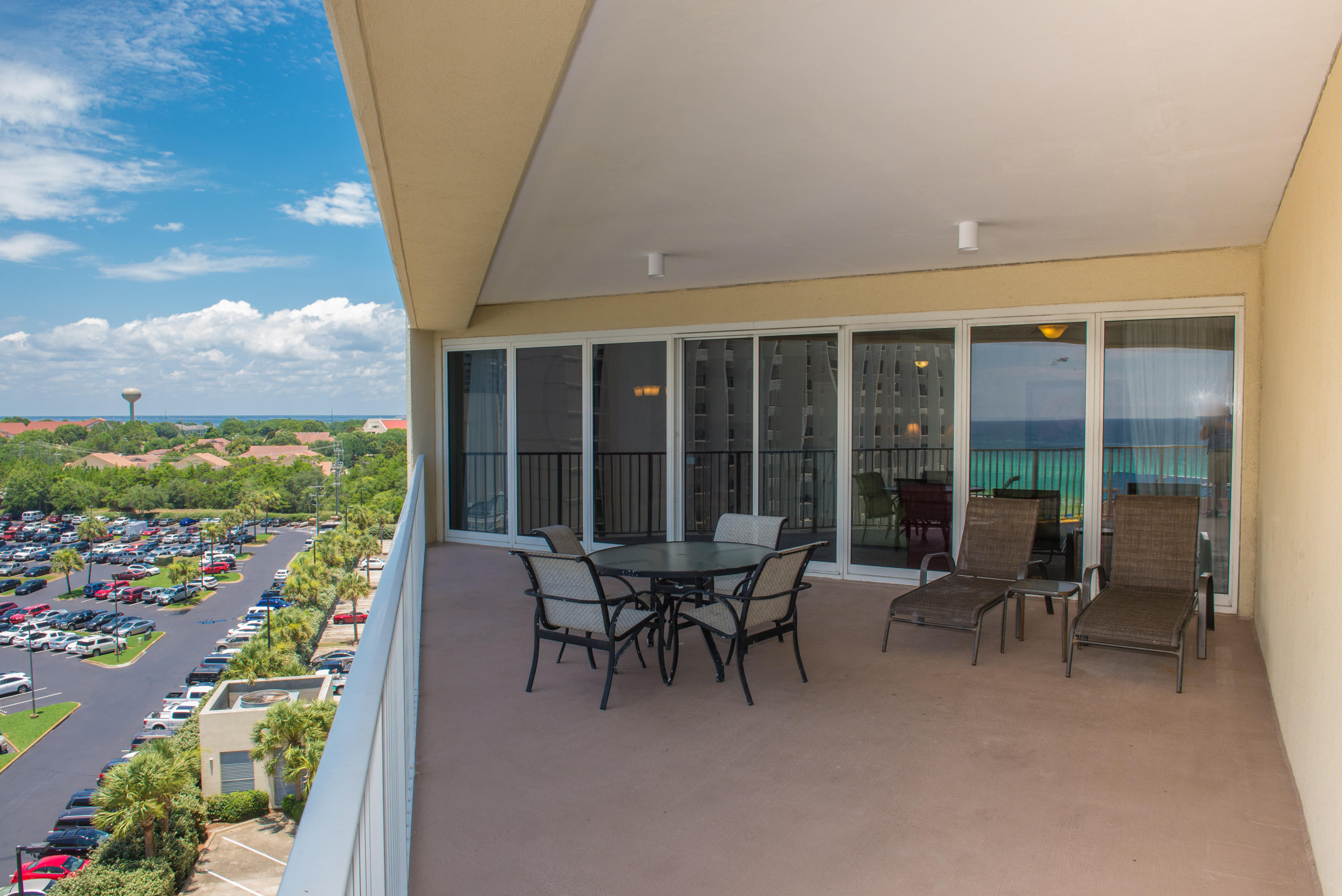 TIDES AT TOPS'L - Residential