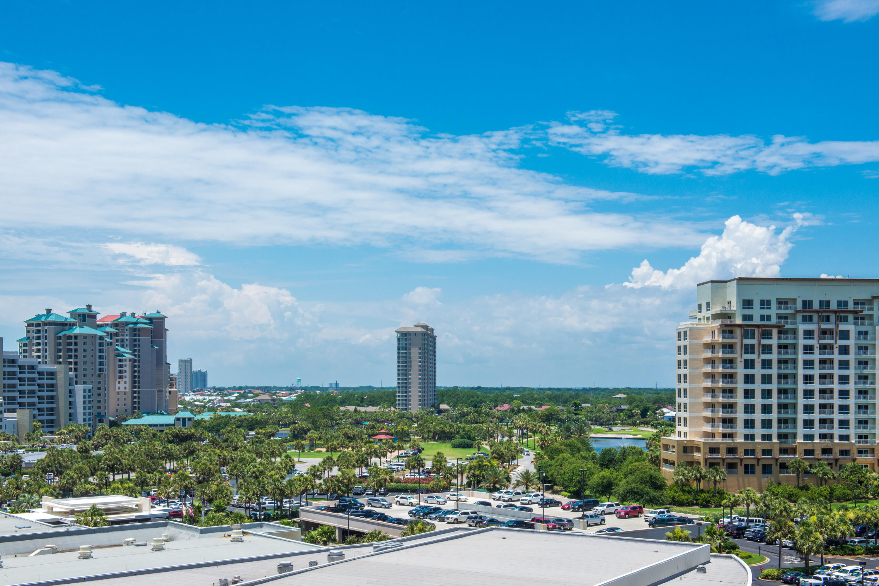 TIDES AT TOPS'L - Residential
