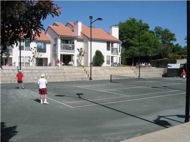 TIDES AT TOPS'L - Residential