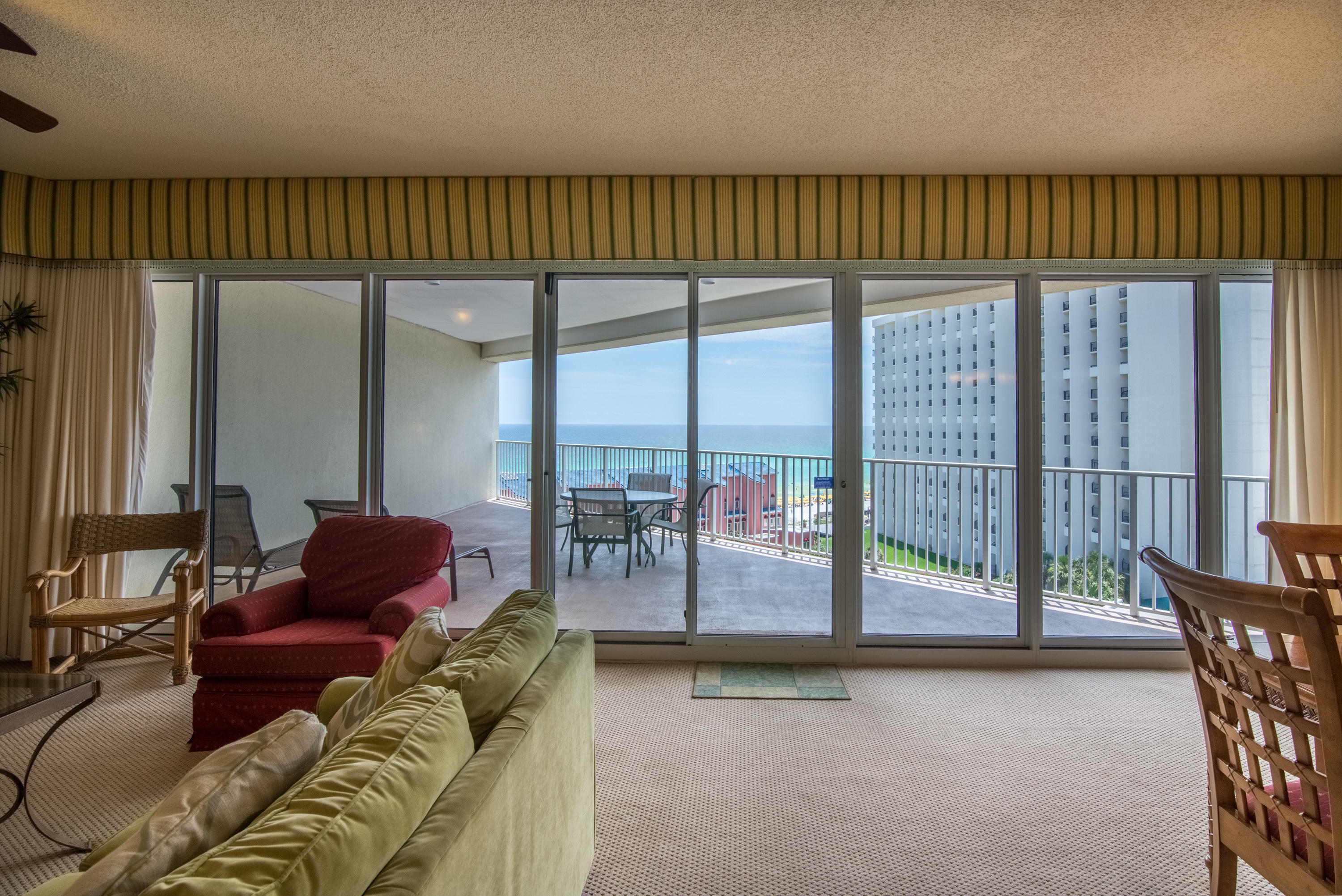 TIDES AT TOPS'L - Residential