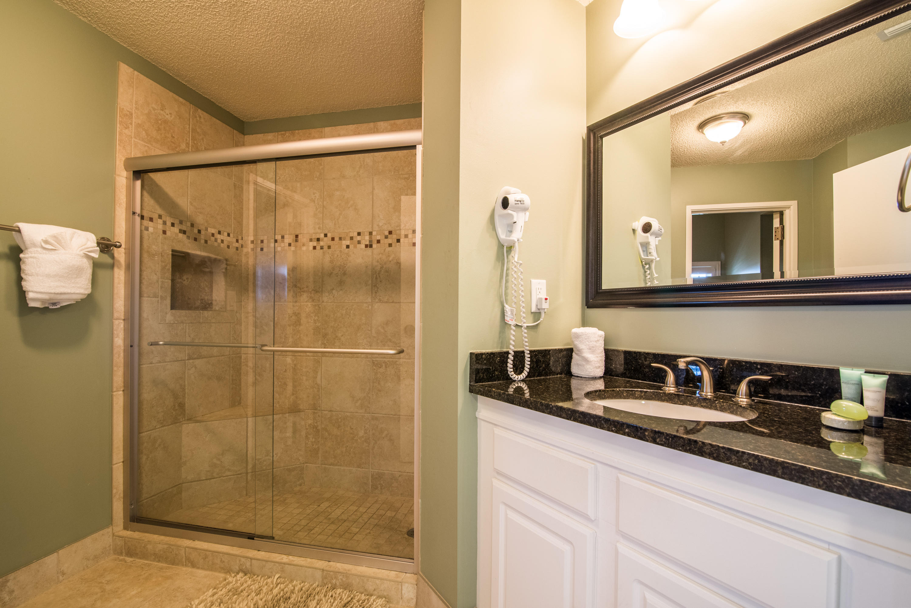 TIDES AT TOPS'L - Residential