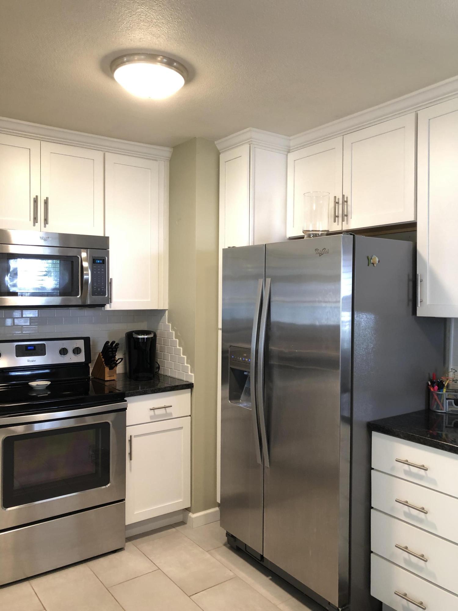 PINE CREST - Residential