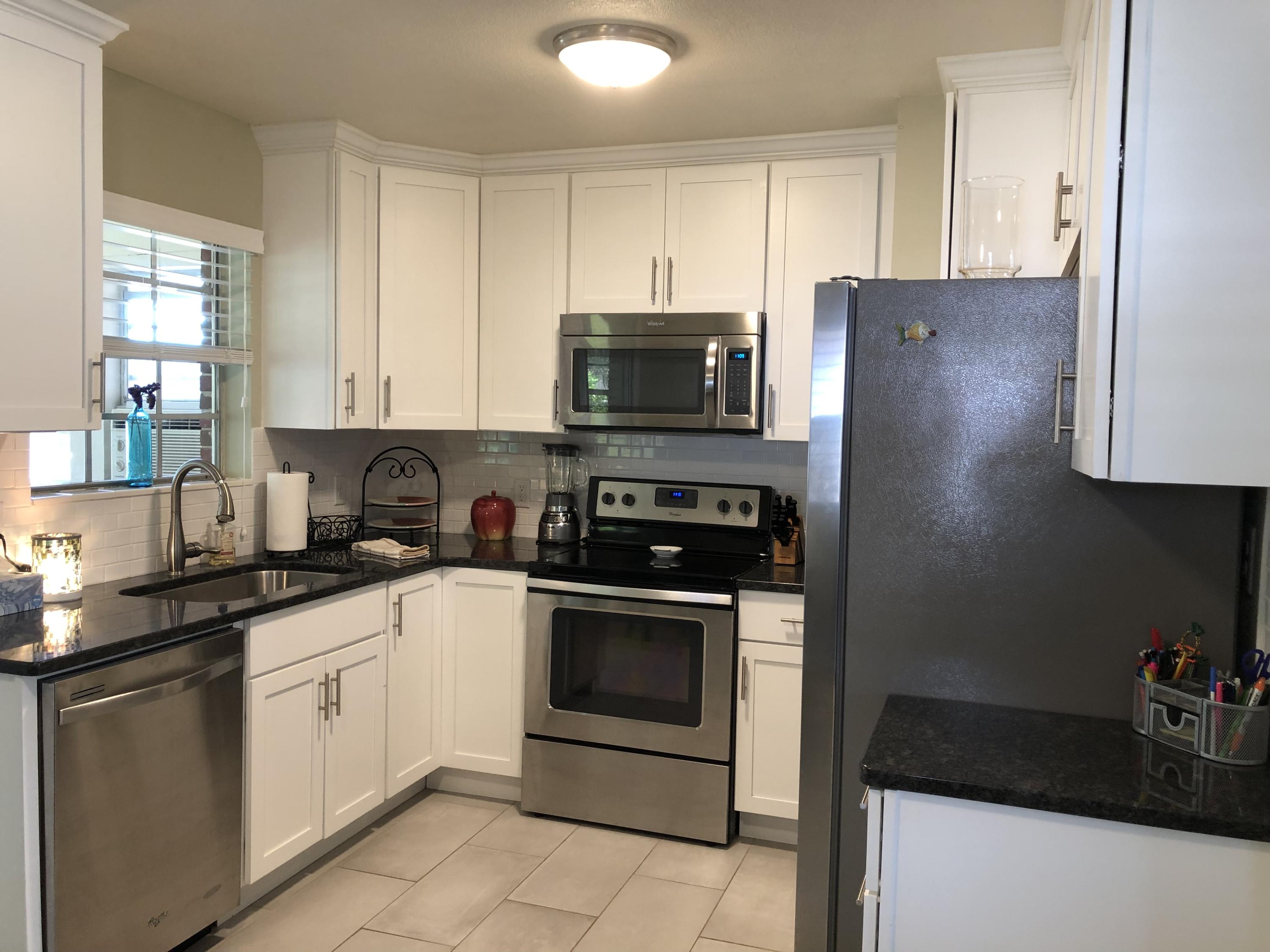 PINE CREST - Residential