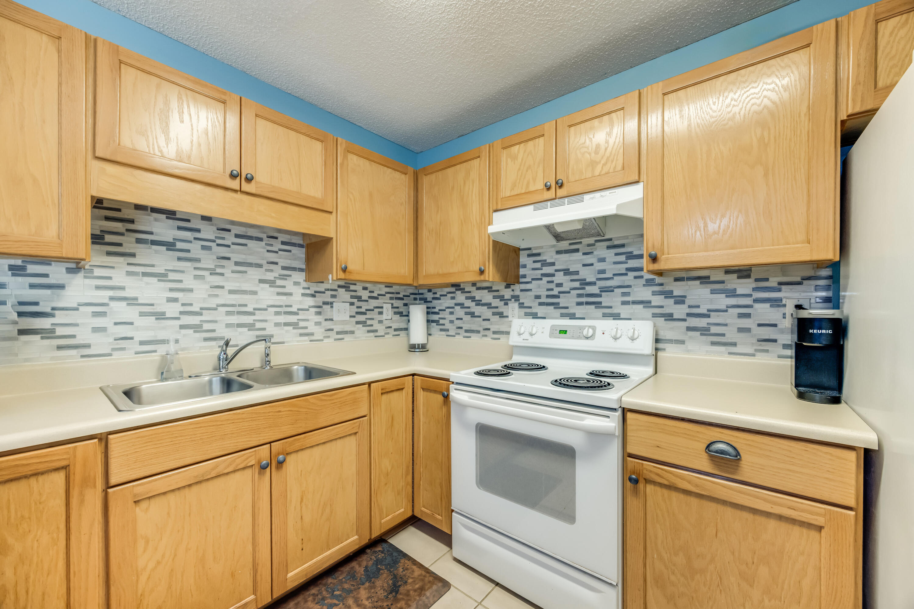 AUBURN ACRES - Residential