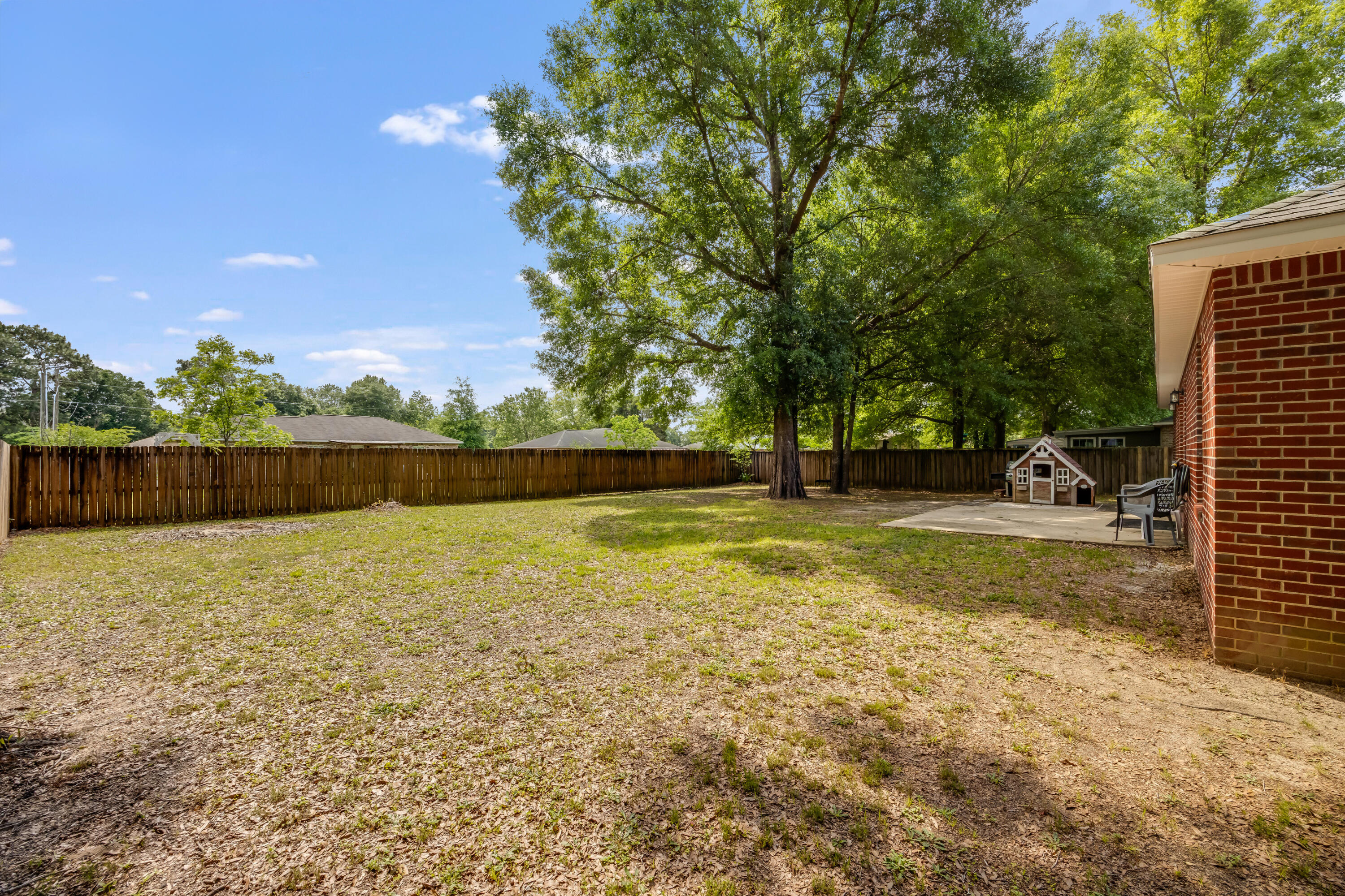 AUBURN ACRES - Residential