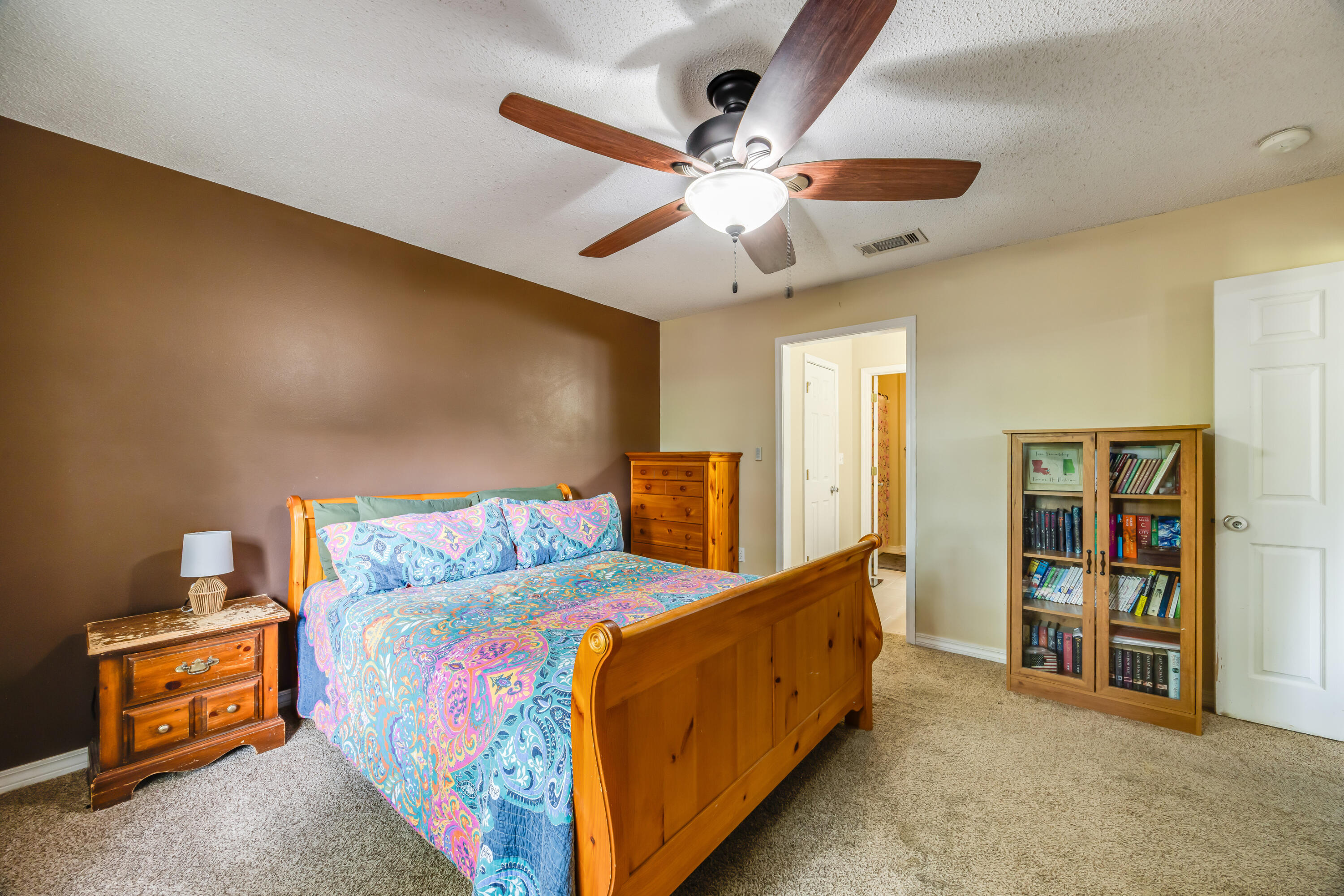 AUBURN ACRES - Residential