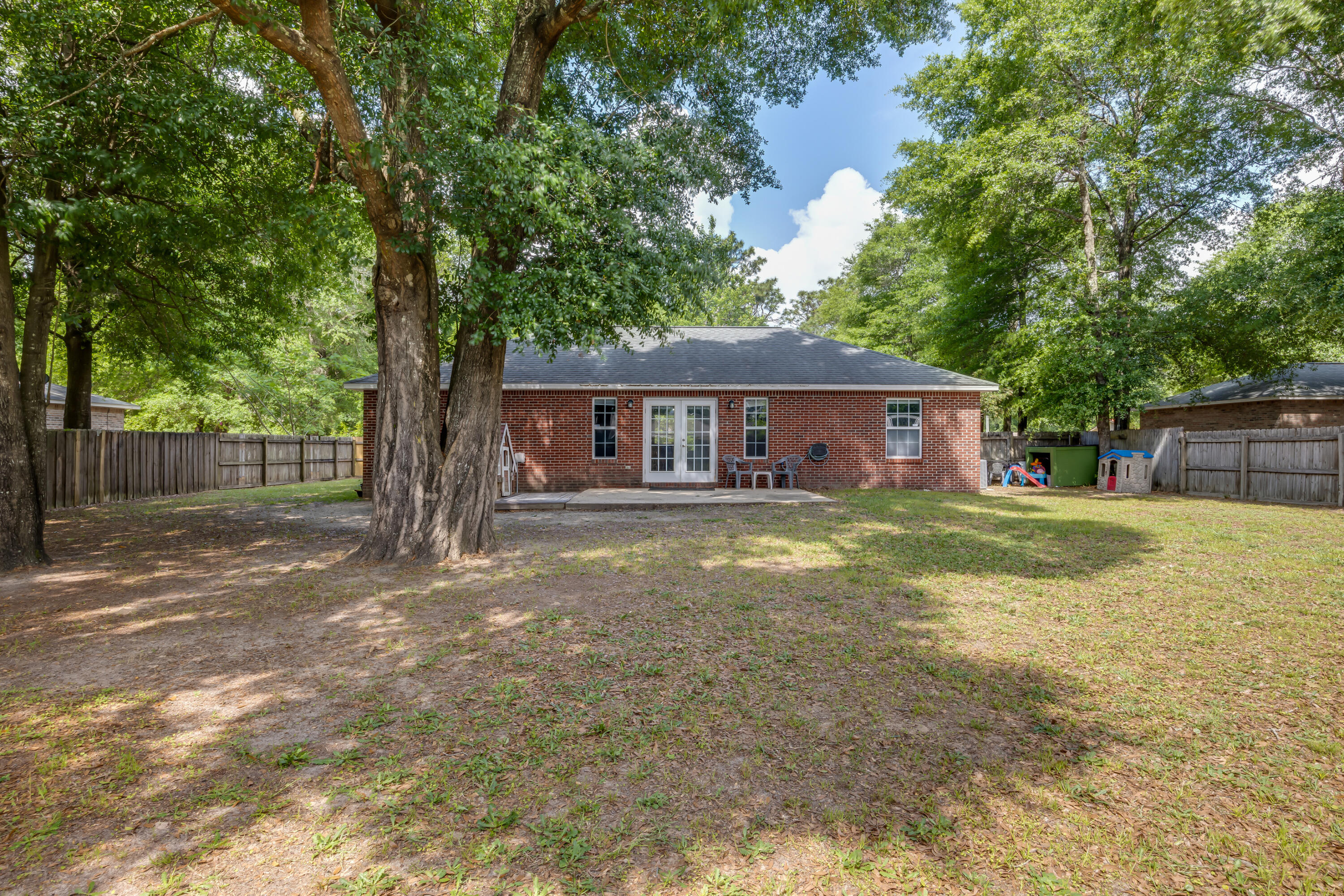 AUBURN ACRES - Residential