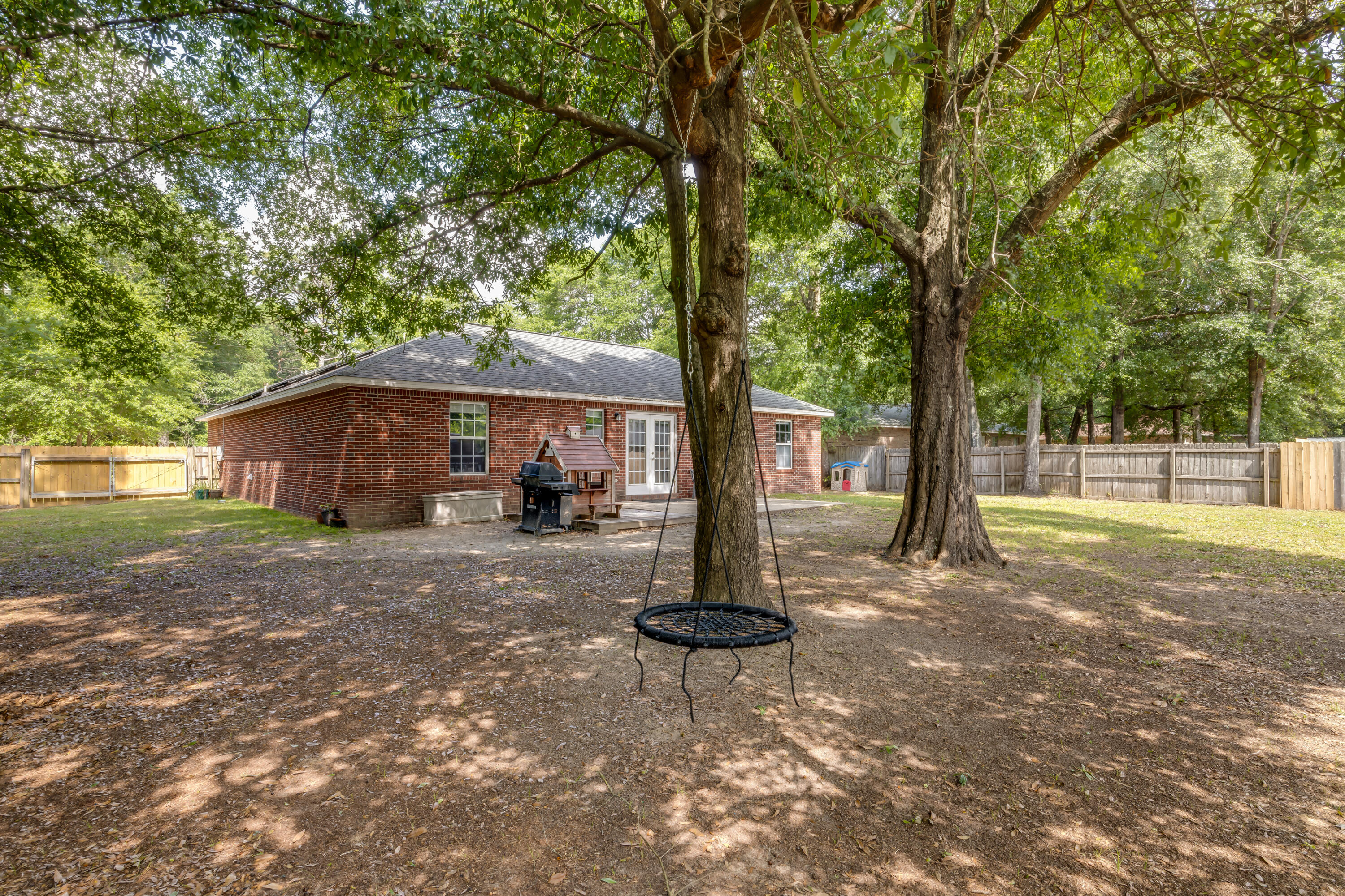 AUBURN ACRES - Residential