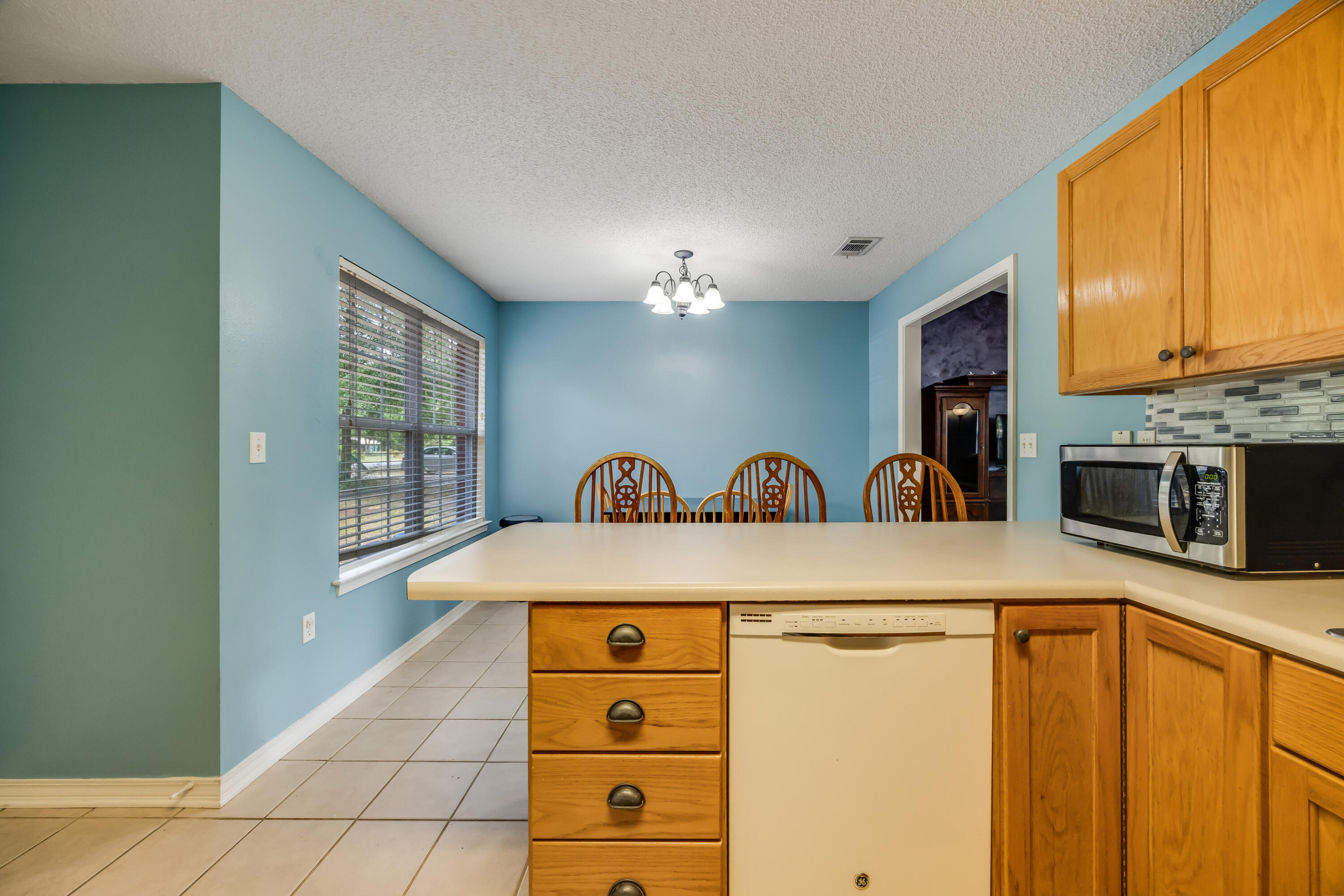 AUBURN ACRES - Residential