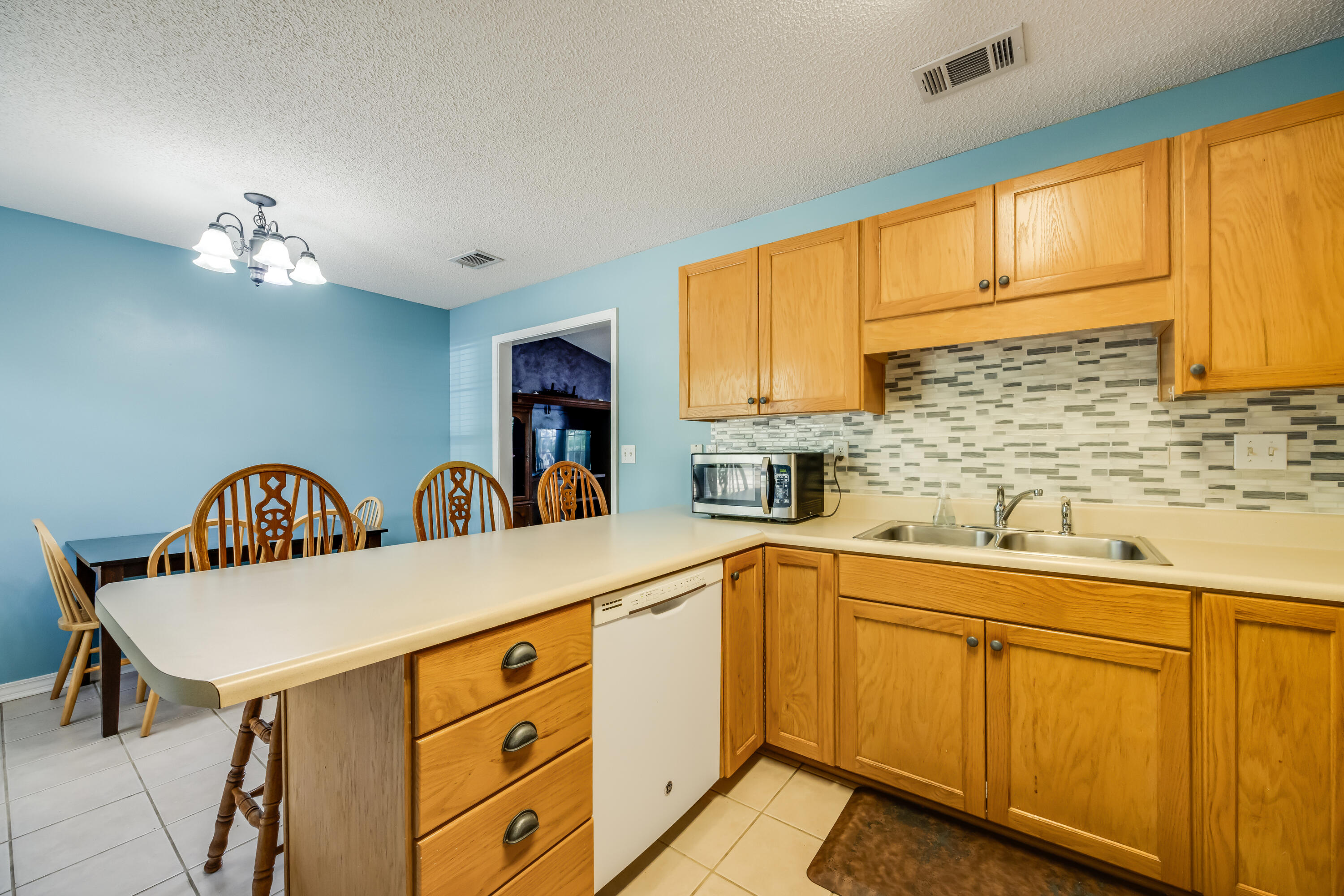 AUBURN ACRES - Residential