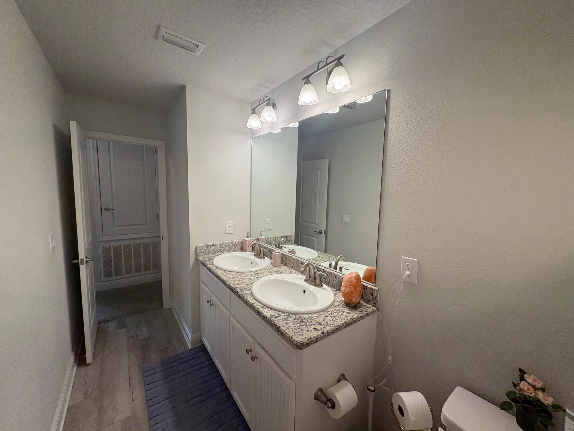 WILLOW CREEK PLANTATION - Residential Lease