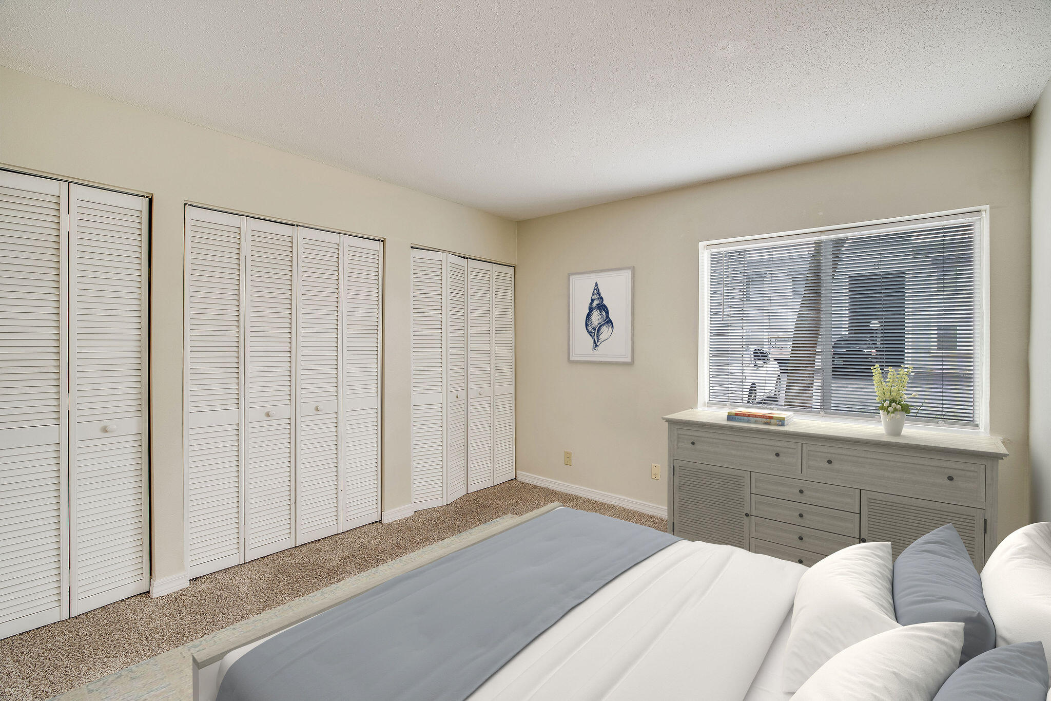 FINISTERRA CONDO - Residential