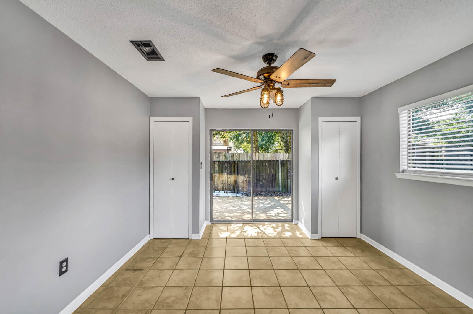 POST OAK PLACE PH 2 - Residential