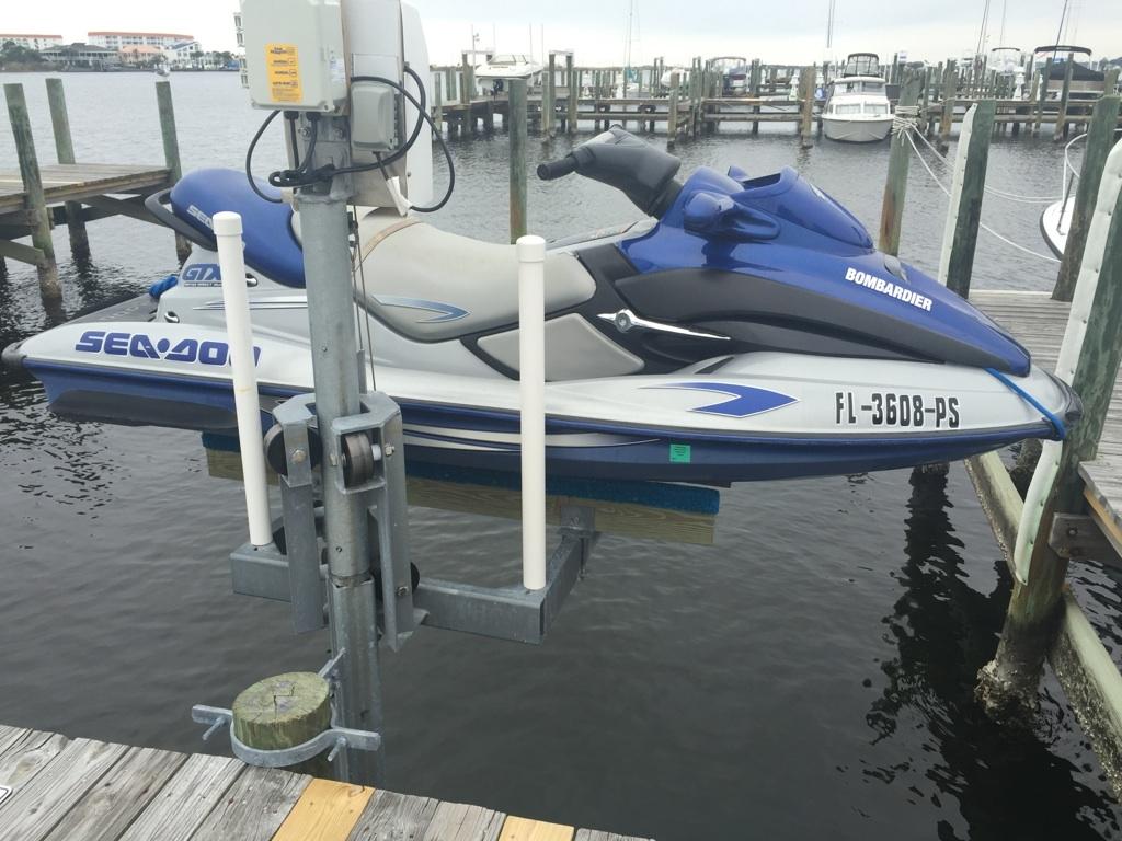 PIRATES BAY PH 1 - Residential