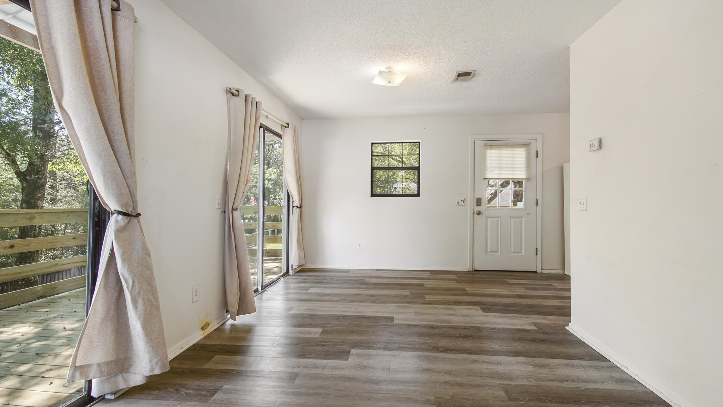 DAUGHETTES AMENDED - Residential