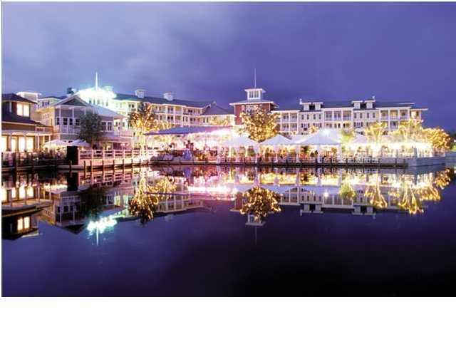 HARBOUR POINT CONDO - Residential