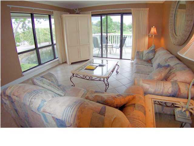 HARBOUR POINT CONDO - Residential