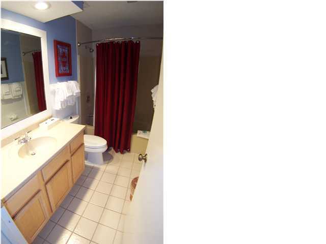 HARBOUR POINT CONDO - Residential