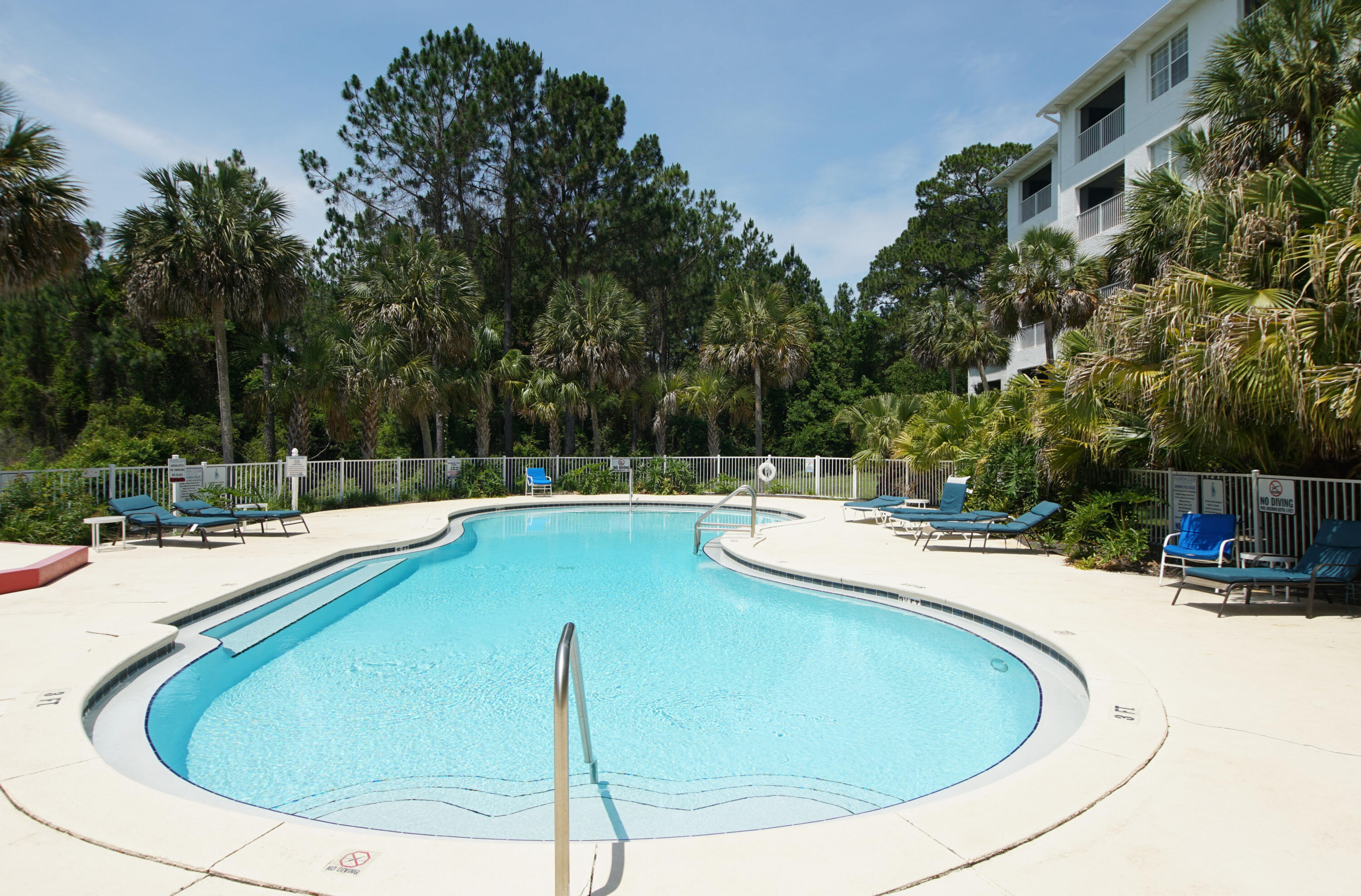 THE FLORIDA CLUB - Residential