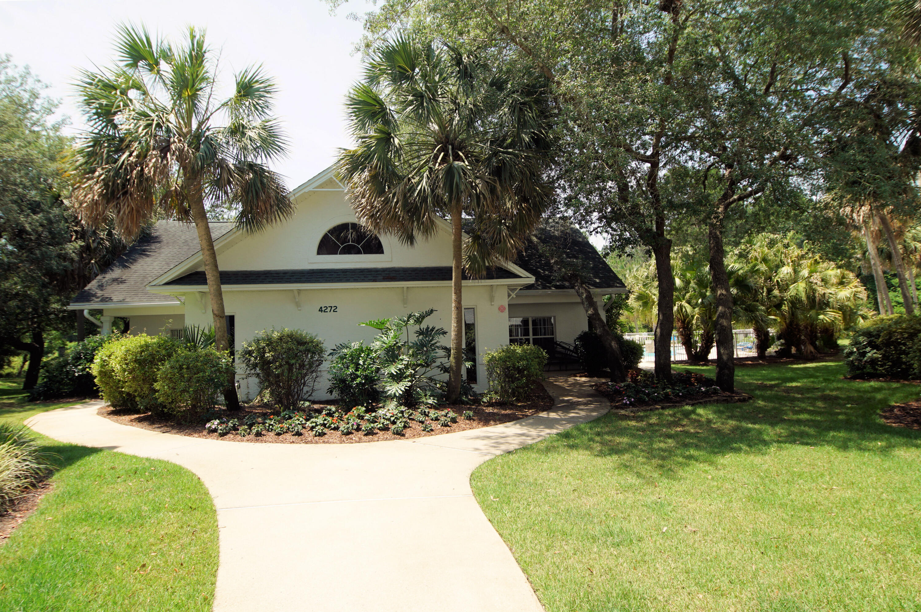Welcome to The Florida Club! Convenient to the Fred Gannon State Park, golf, tennis, pickleball, marina, Medical facilities, shopping, dining and the MidBay bridge to Destin and the white sand beaches! This condo has a private treehouse type setting amongst the trees is this 3rd floor end unit! As you enter, you quickly notice the vaulted ceiling. with Ceiling fan and chandelier. Immediately to your left is the nice and bright galley kitchen, at the end of which is the laundry area with W/D! To the left and about center of the abode is the primary bedroom and bathroom. At the end of the great room are sliding glass doors leading to the screened porch and added bonus storage area! Easy access to EOD, Eglin and 7th Group! This won't last long! Under $200k in Bluewater Bay!