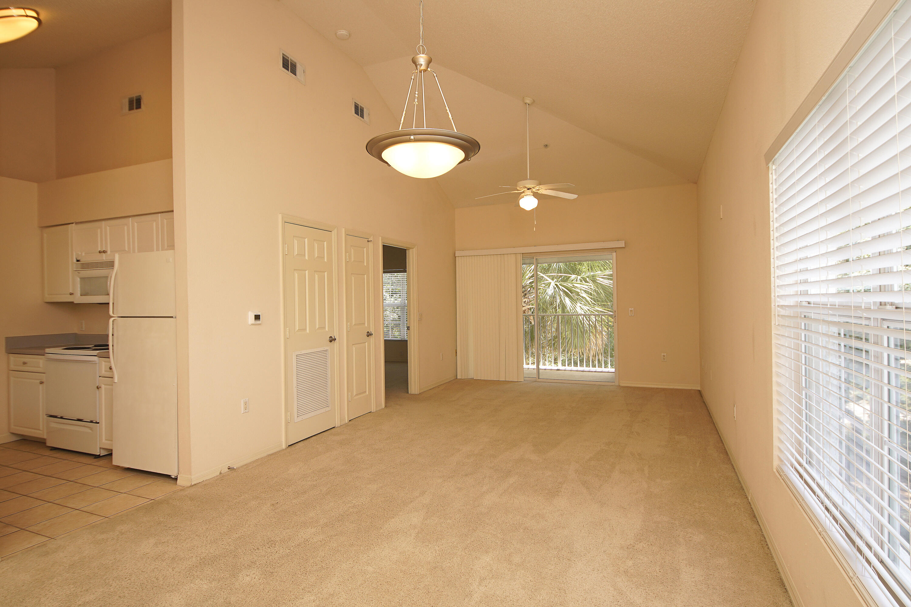 THE FLORIDA CLUB - Residential