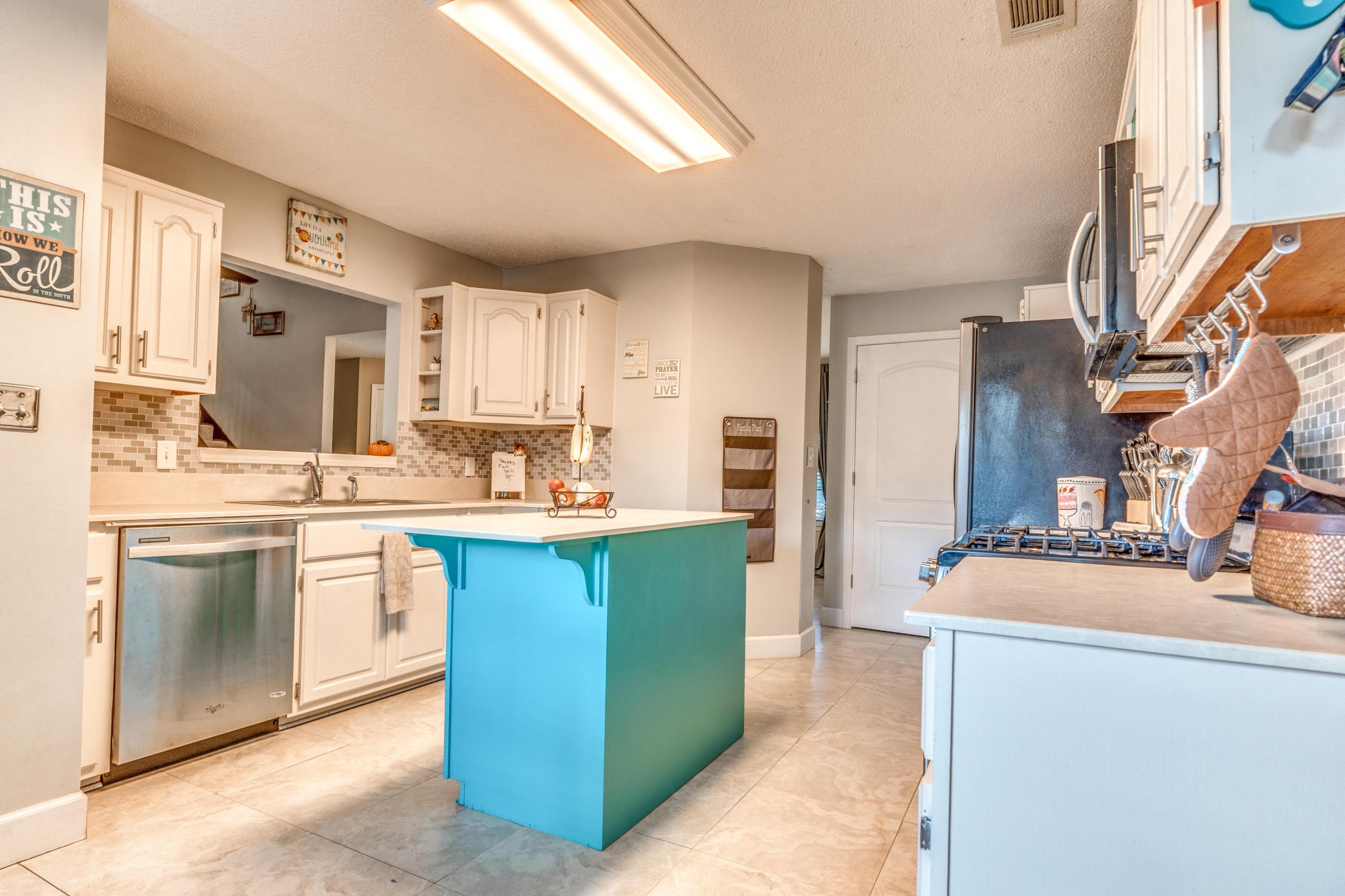 PLANTATION OAKS S/D - Residential