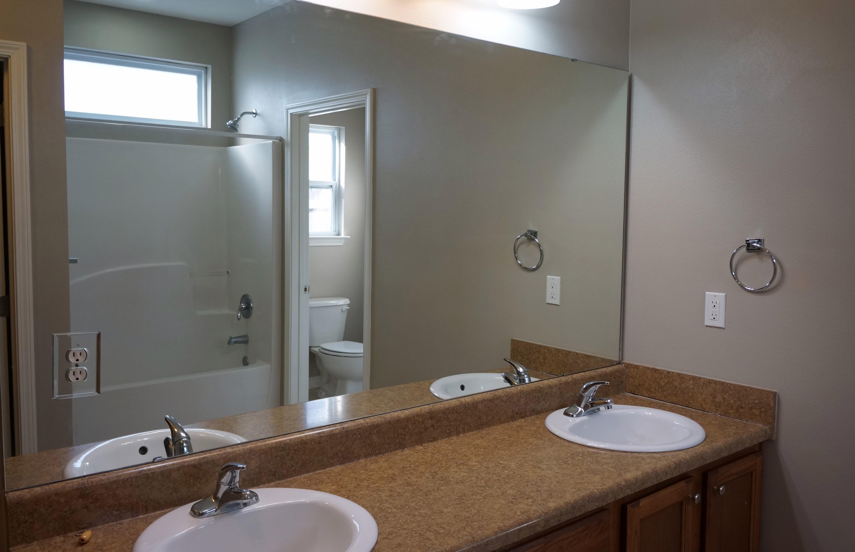 HERITAGE MANOR - Residential