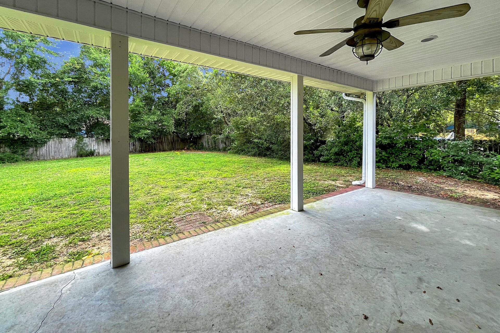 ROBLEDAL ESTATES UNIT 5 - Residential