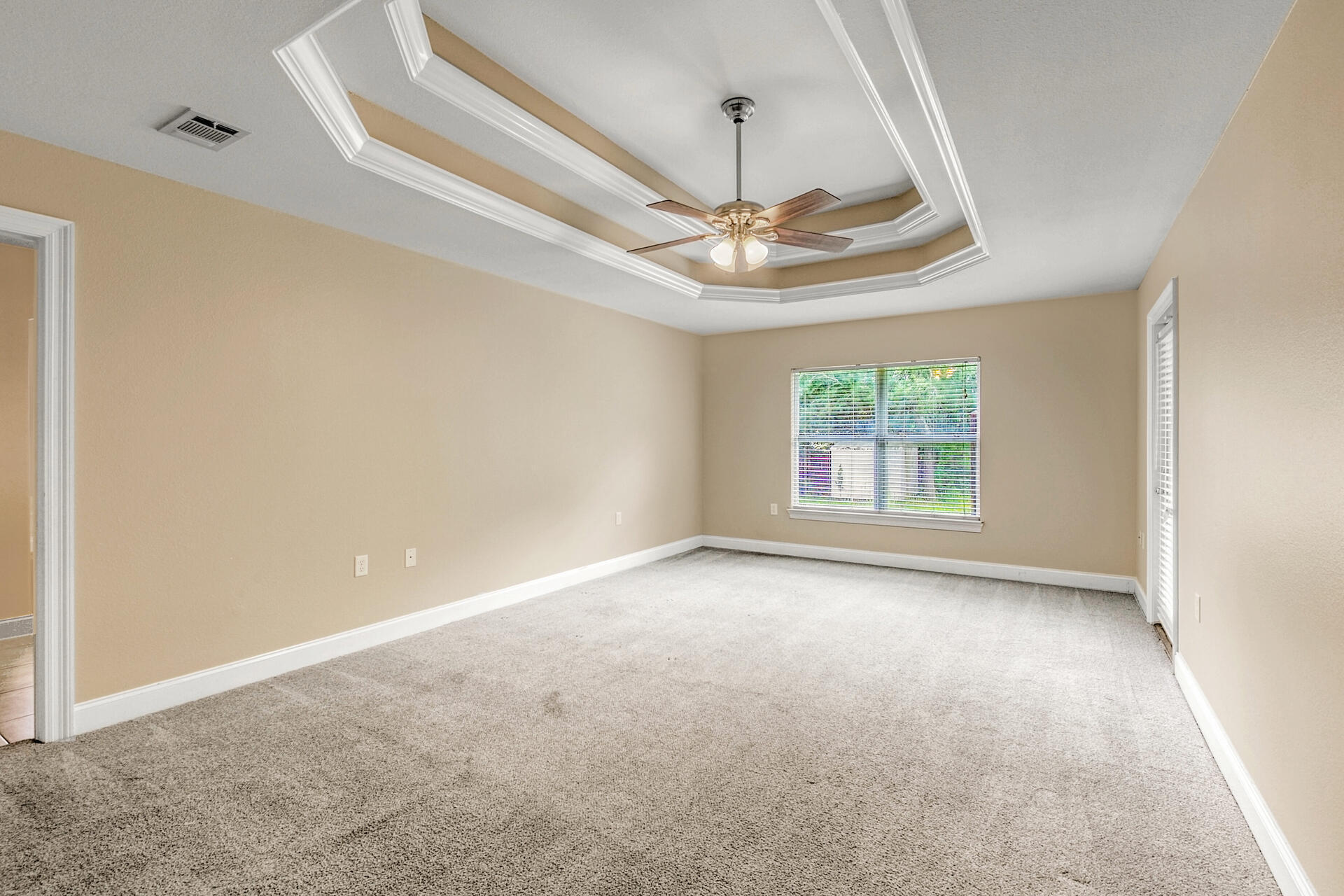 ROBLEDAL ESTATES UNIT 5 - Residential