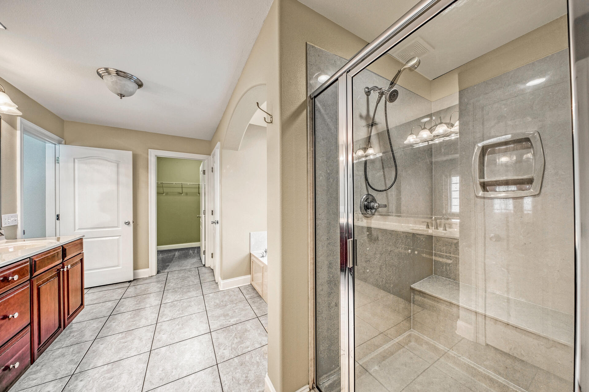 ROBLEDAL ESTATES UNIT 5 - Residential