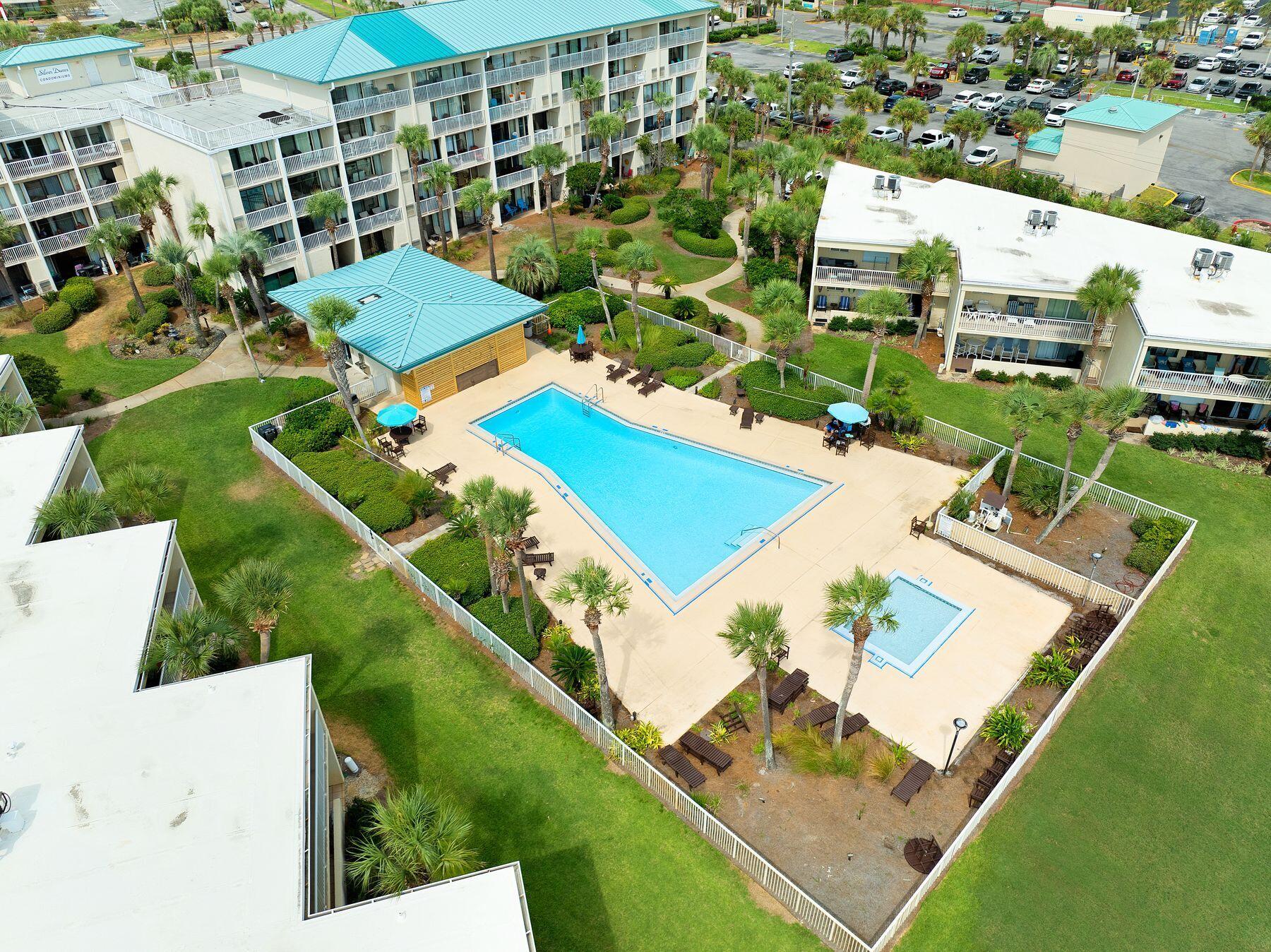 SILVER DUNES CONDO - Residential