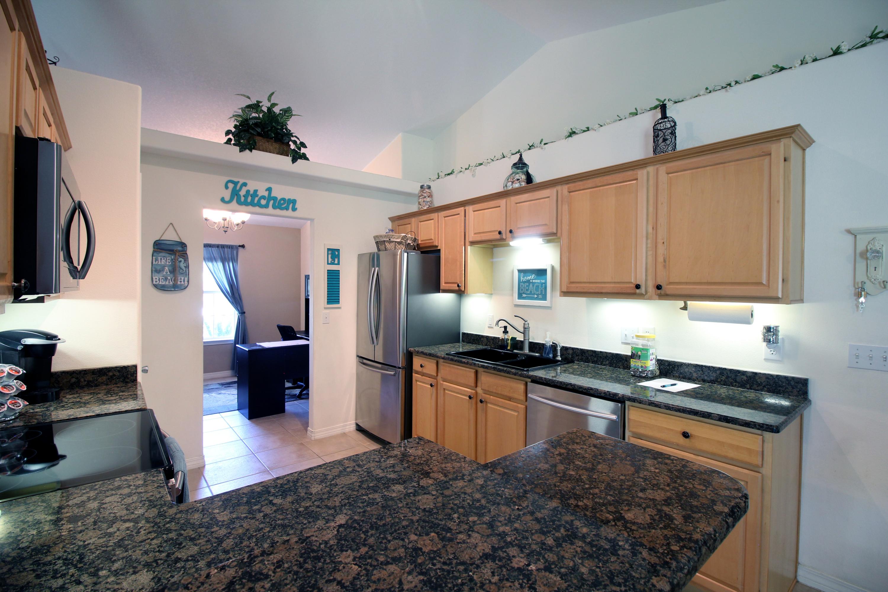 HOLLEY BY THE SEA - Residential